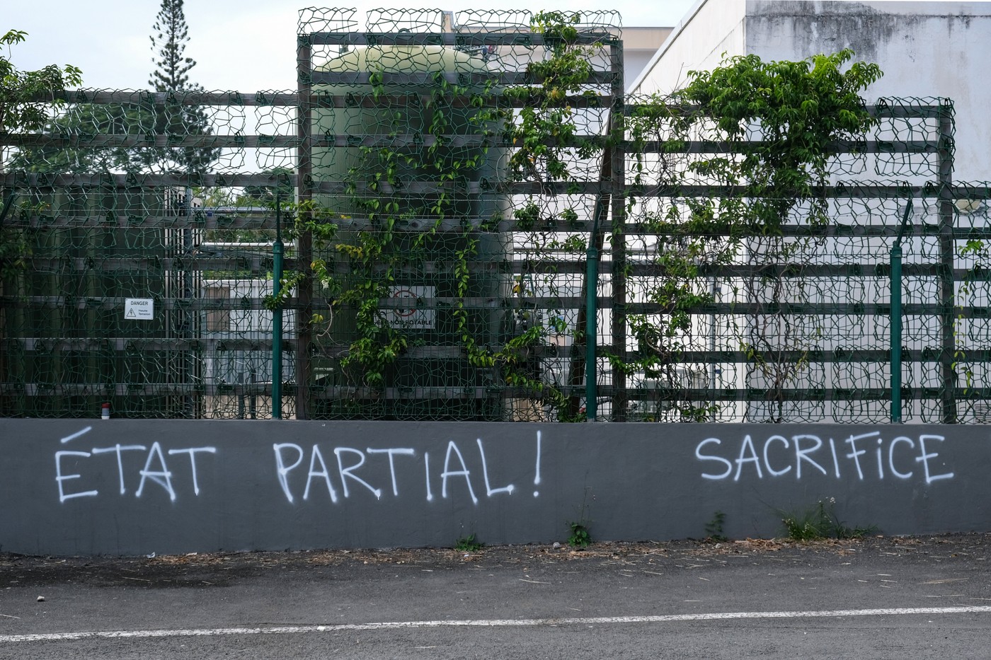 Nova Kaledonija, protesti, nasilje