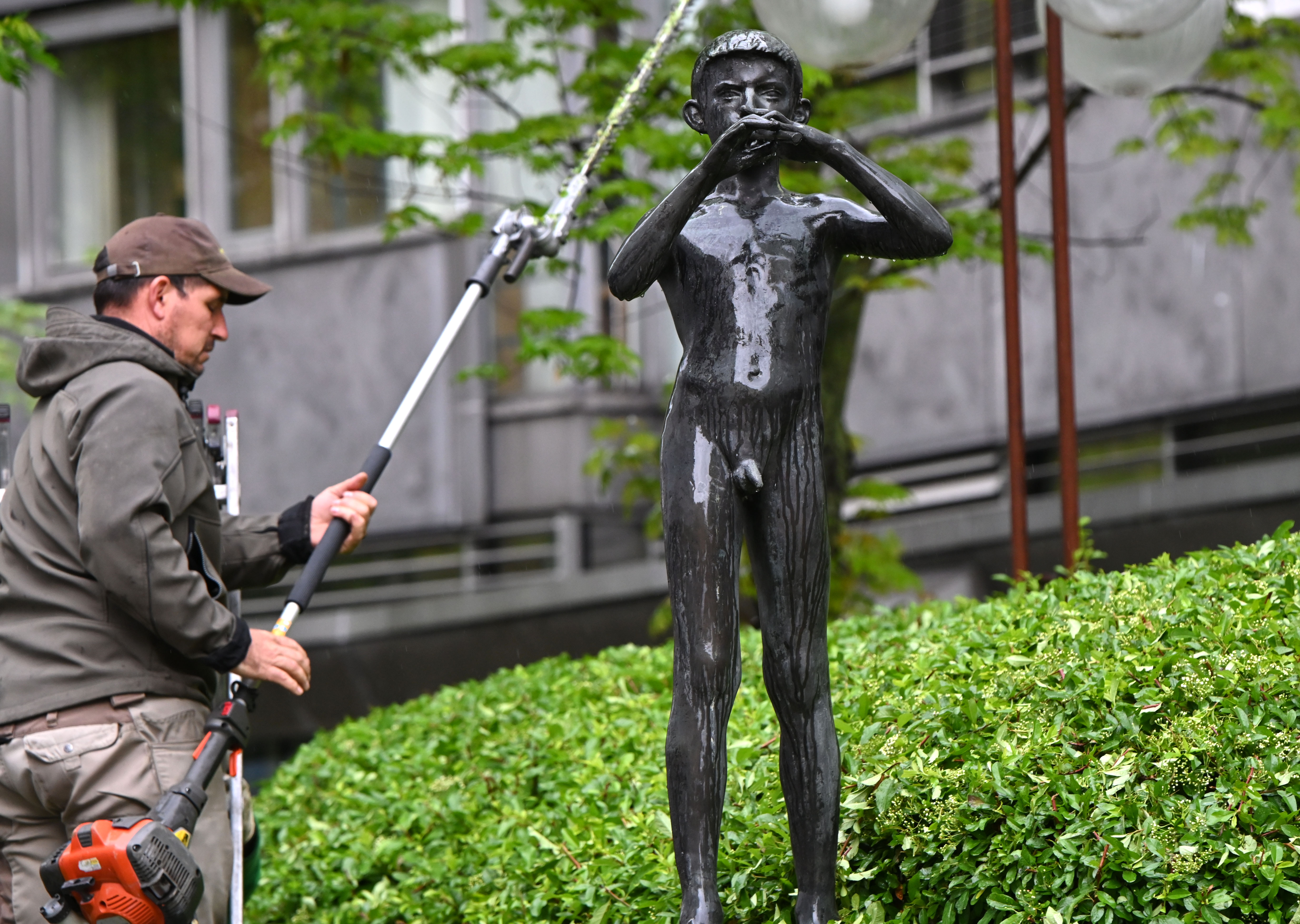 Radiotelevizija Slovenija, RTVS, deček s piščalko