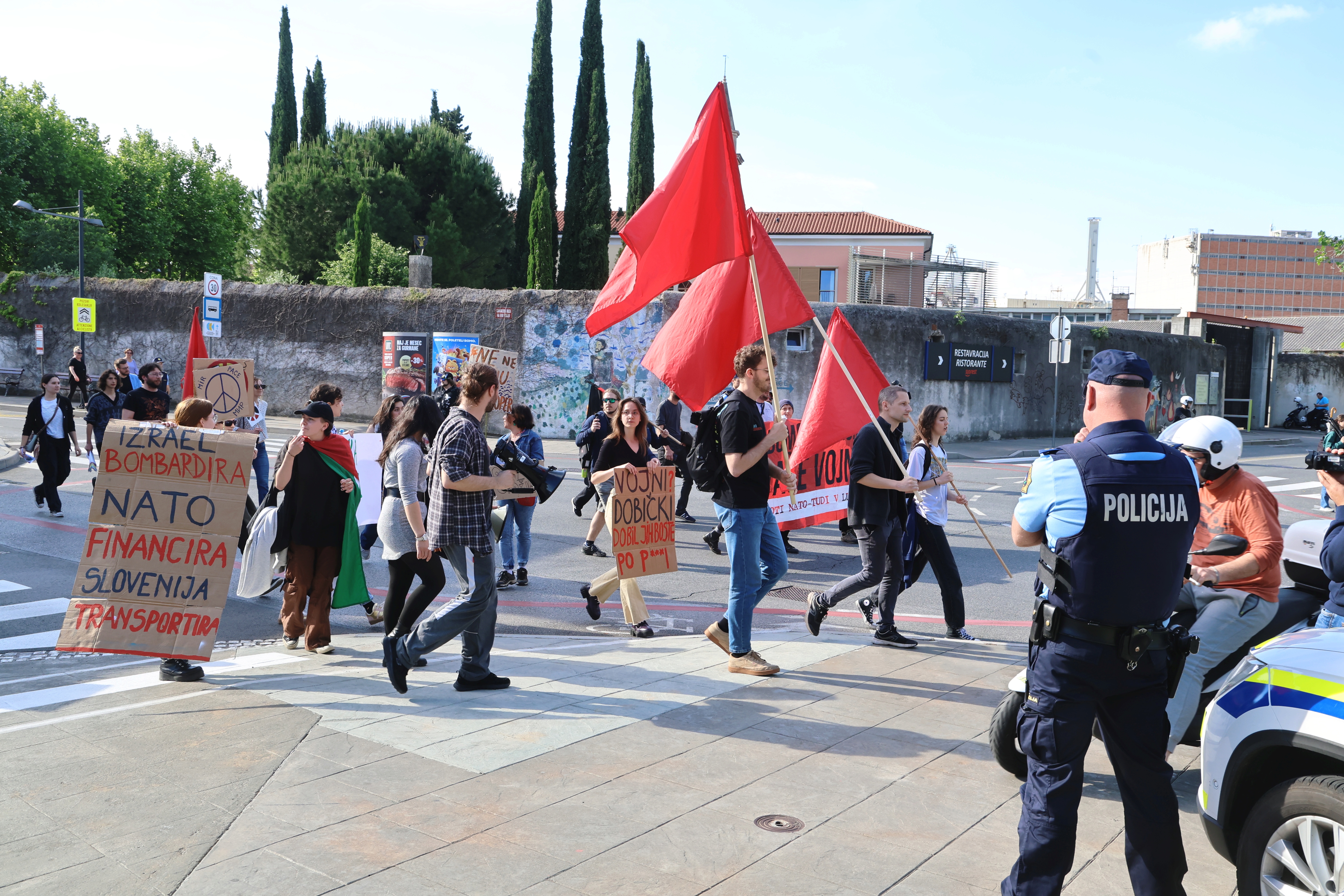 Protest ob prihodu ladje Borkum, izrael, orožje