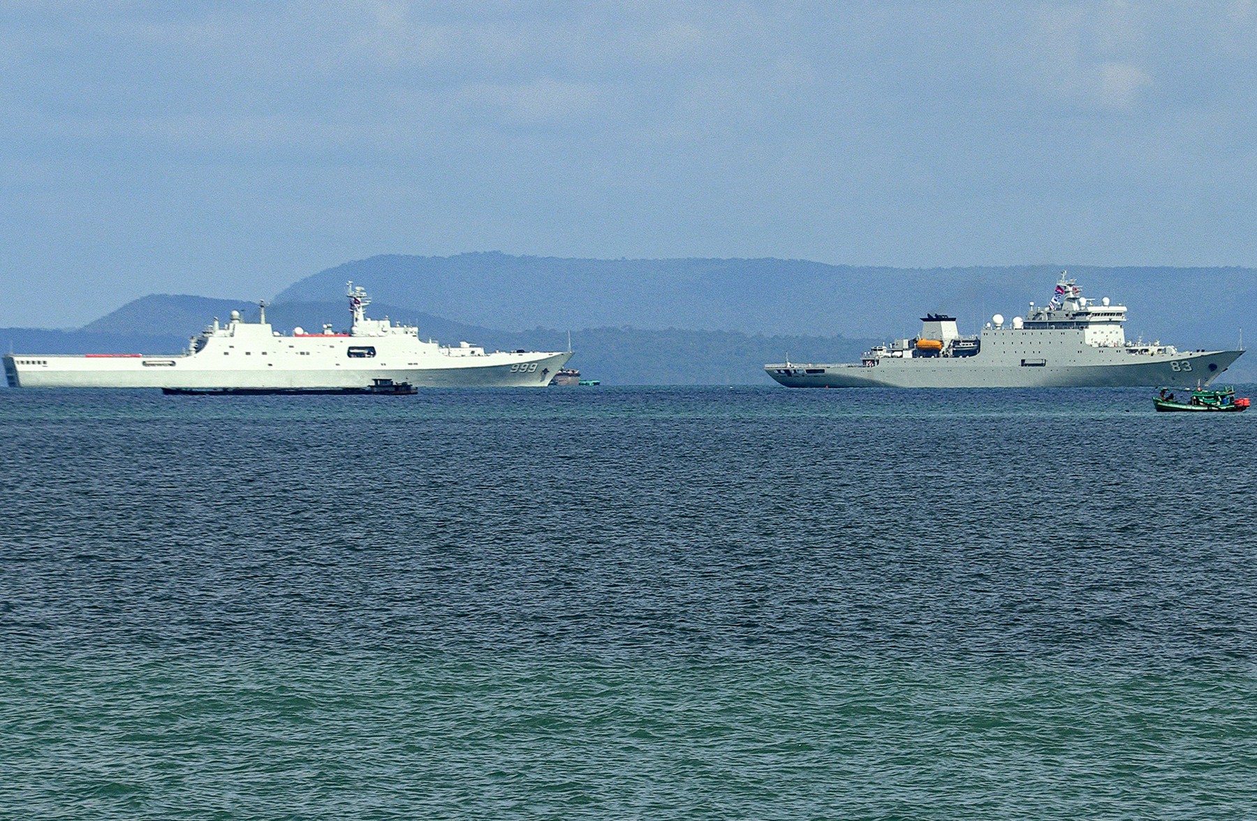 kitajske vojaške ladje