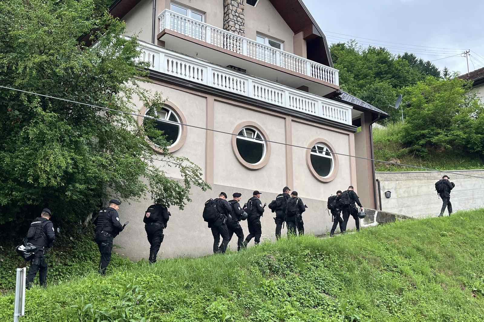 V Srebrenici so okrepljene enote. (Foto: N1 BiH)