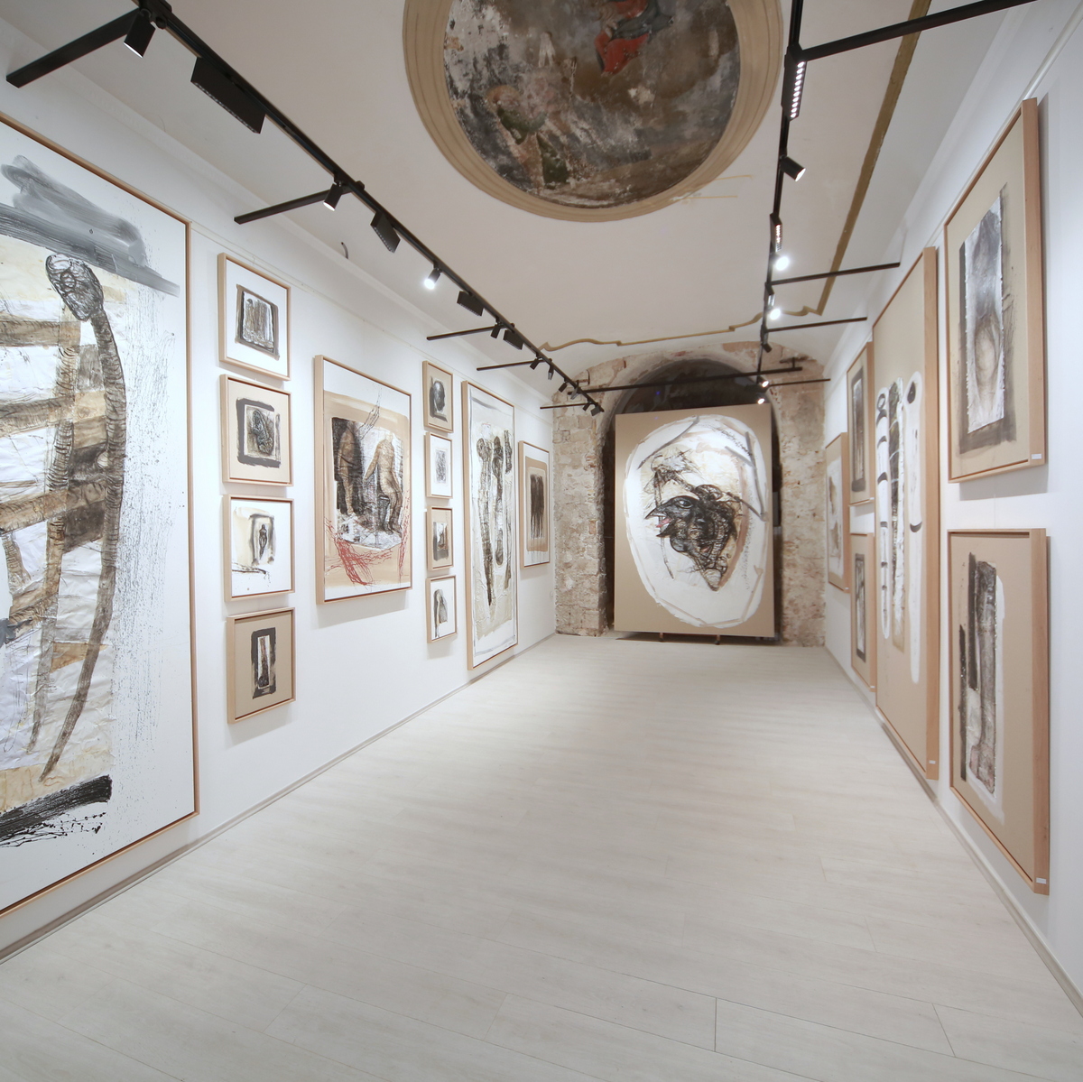 Foto: Antikvitete Novak