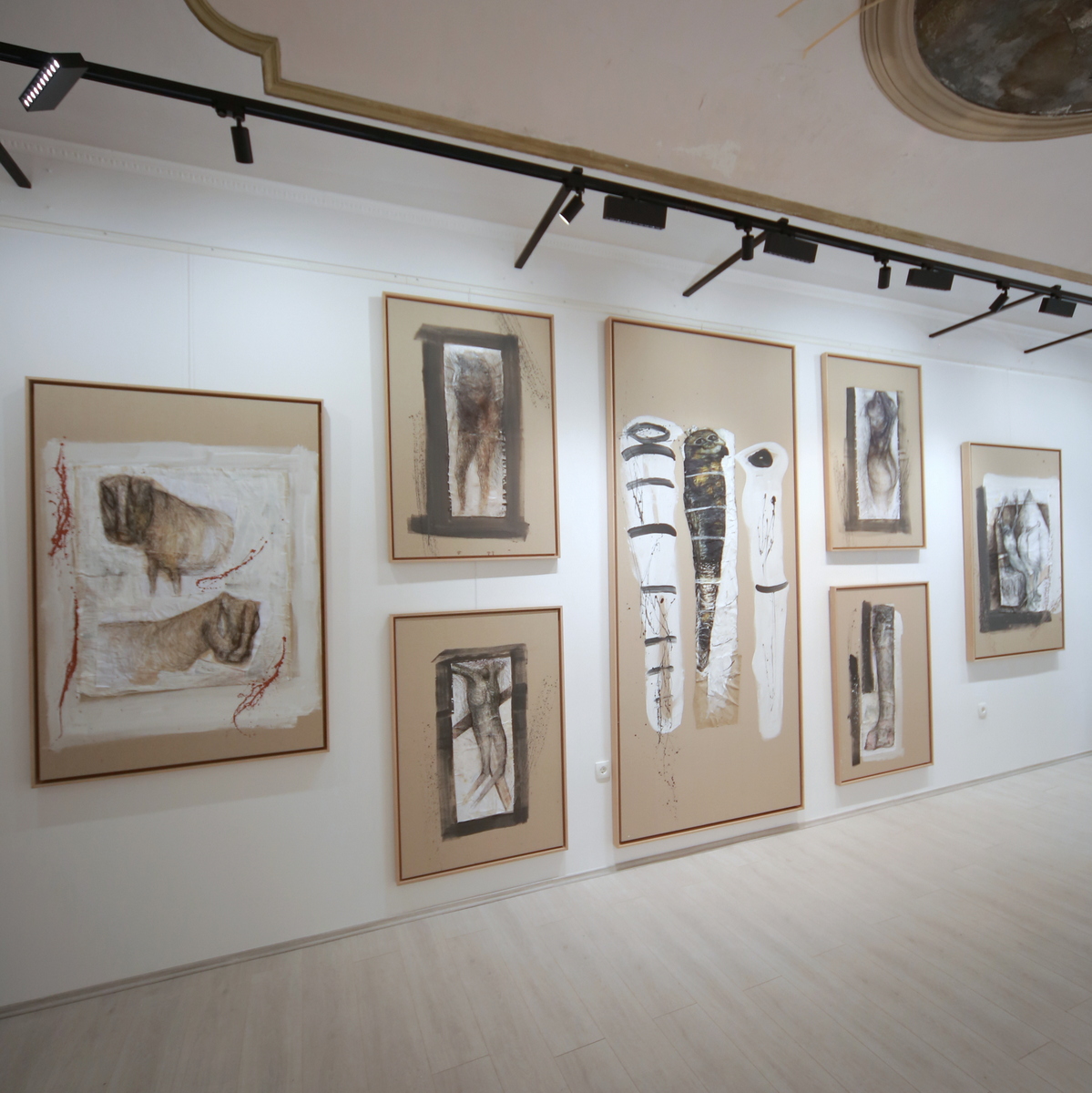 6CED5C9F-2CA0-4BC8-BC93-D1C428EC21A4