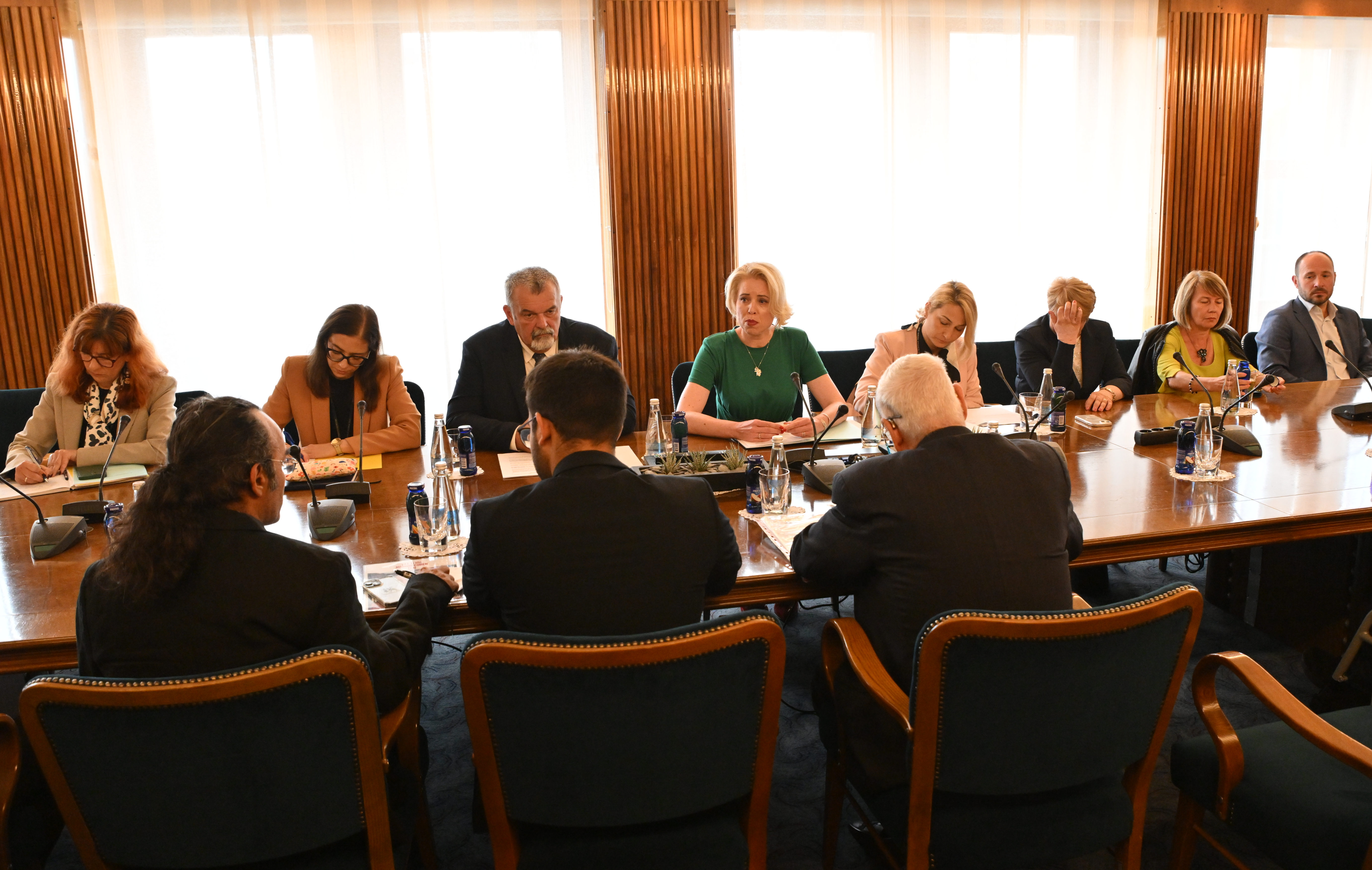 Urška Klakočar Zupančič, svojci žrtev, izrael, hamas, sprejem