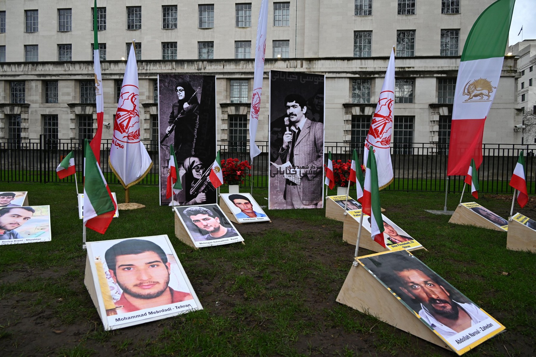 protest, iran, usmrtitve