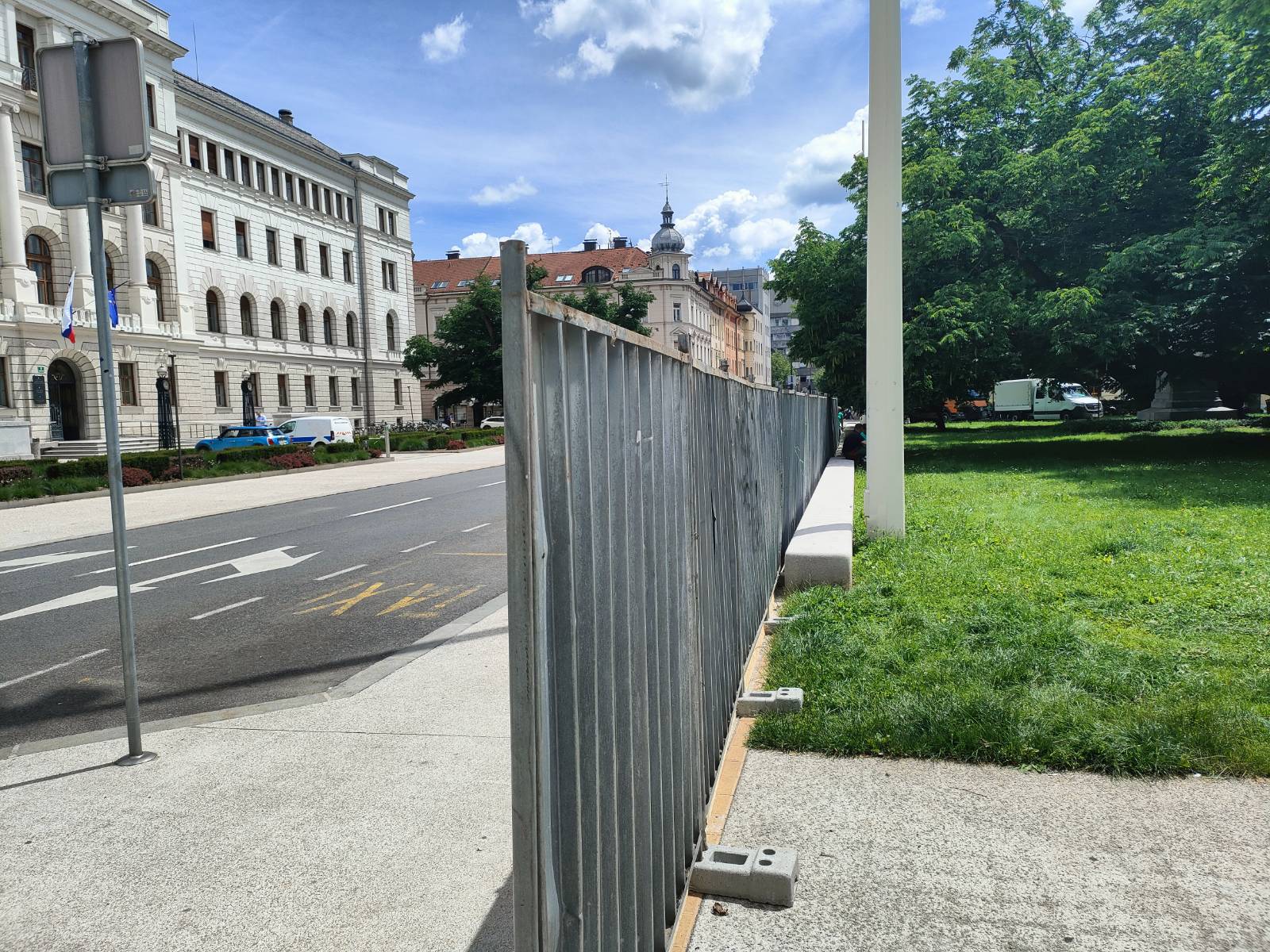 Miklošičev park, deratizacija