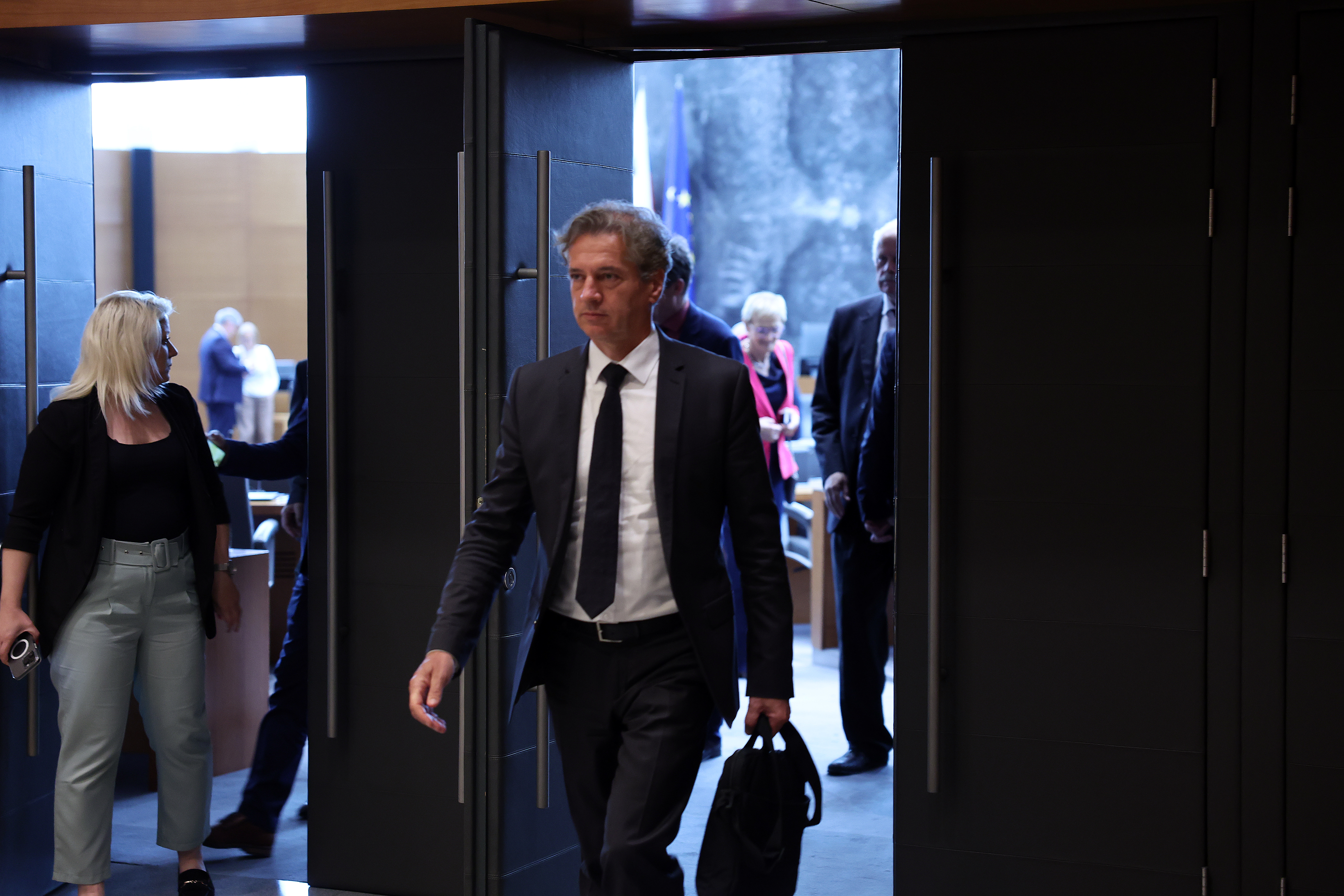 Poslanci o priznanju Palestine, priznanje Palestine, Robert Golob