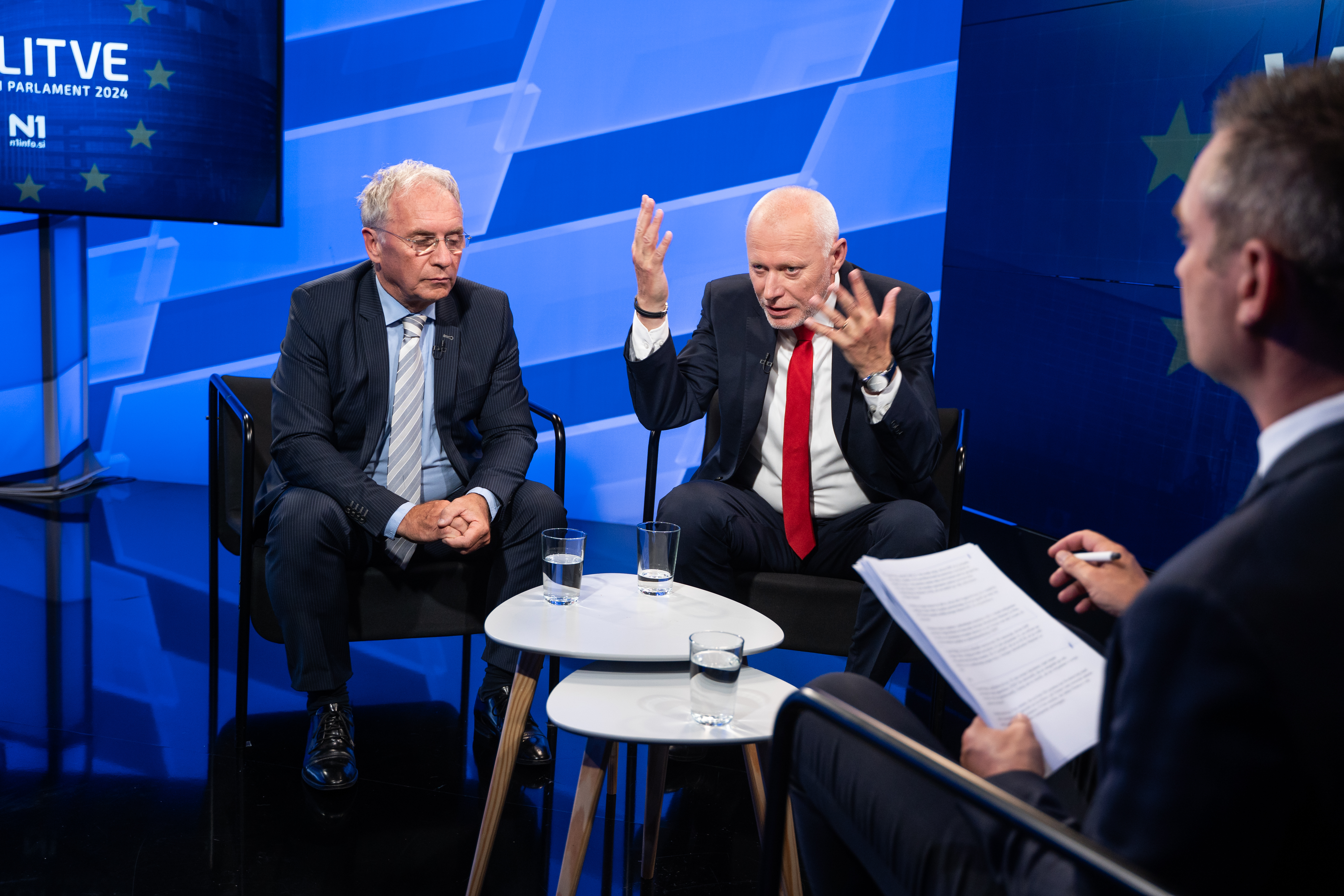 Soočenje Milana Brgleza in Aleša Hojsa na N1 (Foto: Aljaž Uršej)