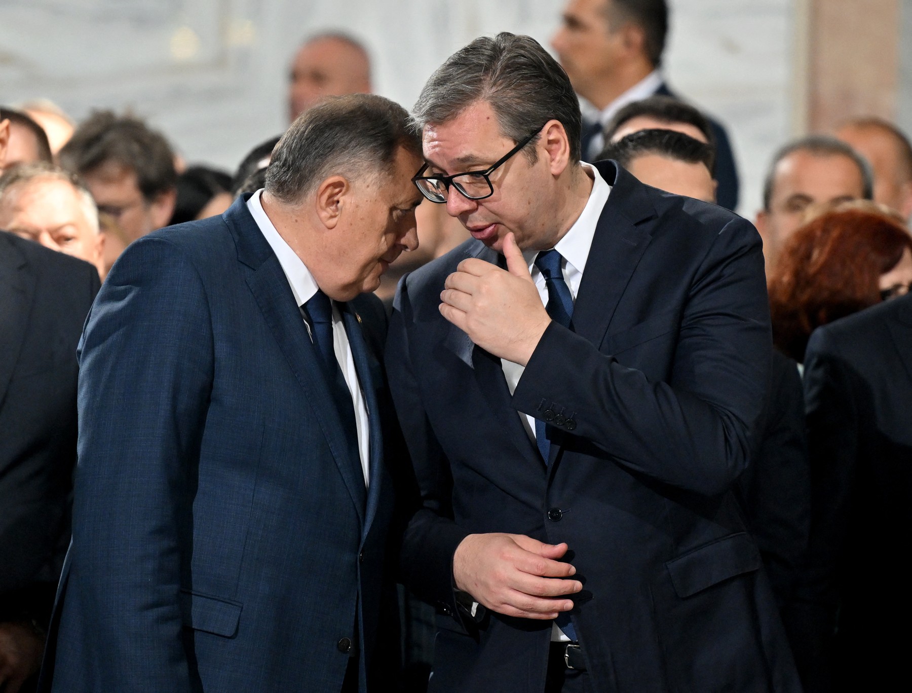 Aleksandar Vučić, Milorad Dodik