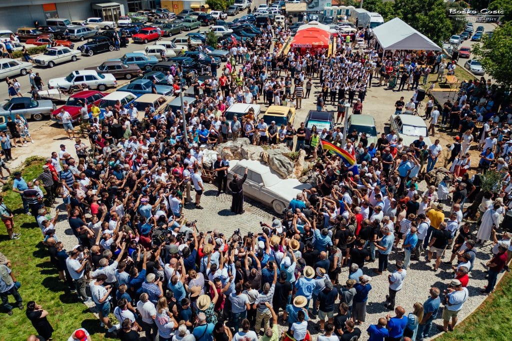 imotski, spomenik mercedesa