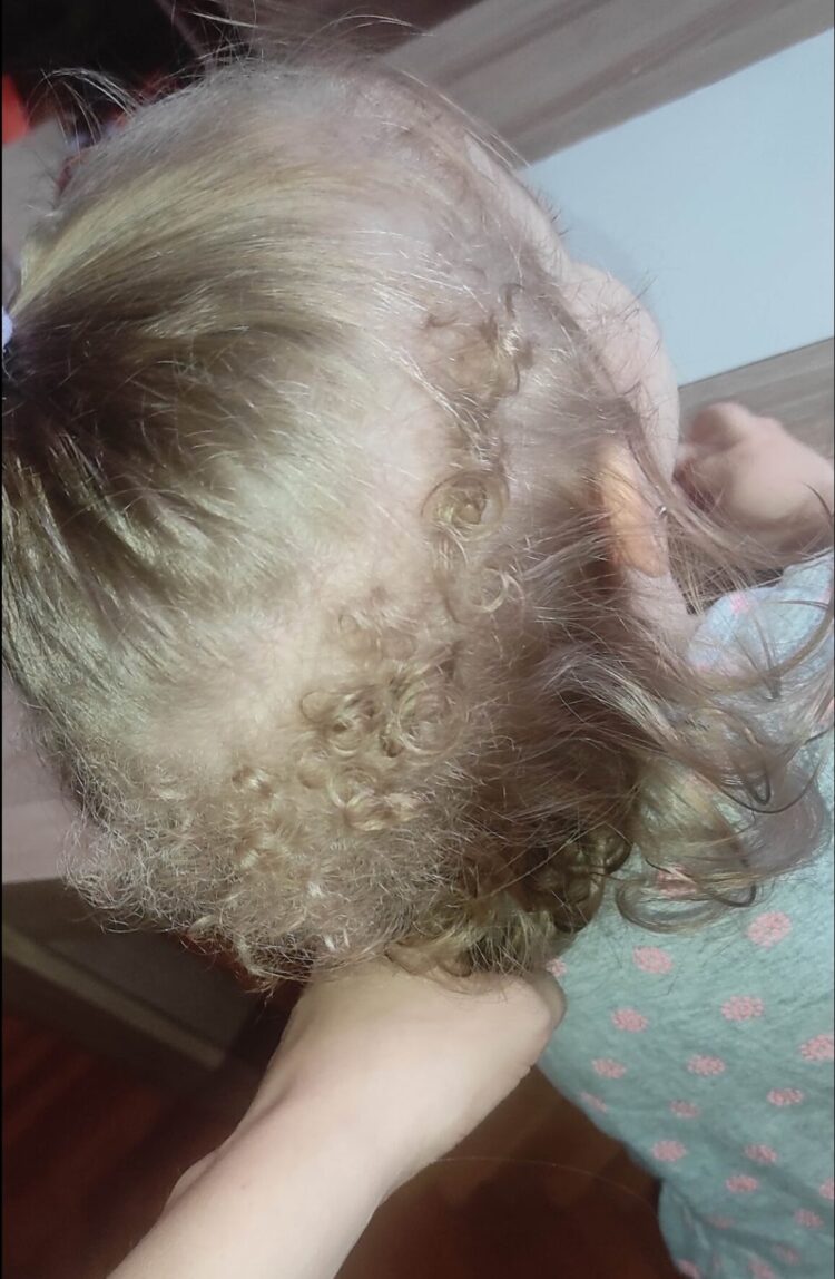 sofia, nenavadna pričeska