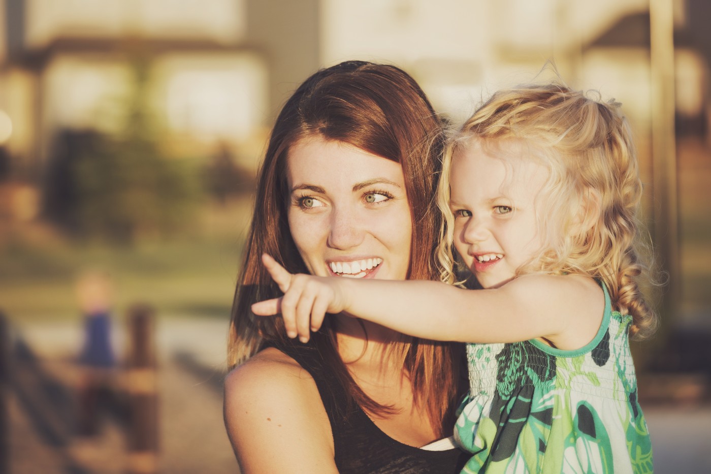 mati ,hči, deklica. ženska, otrok