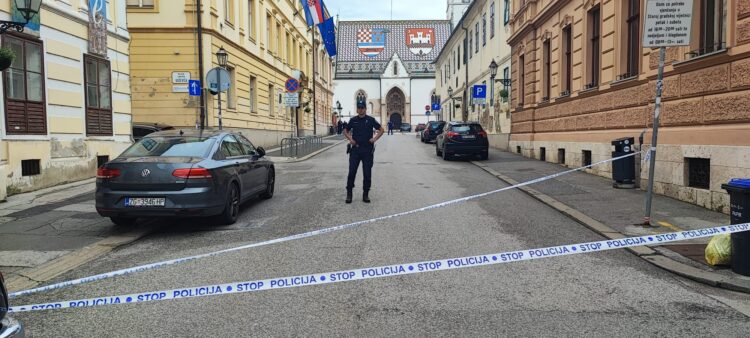 1718093836-WhatsApp-Image-2024-06-11-at-10.14.32-1-750x338