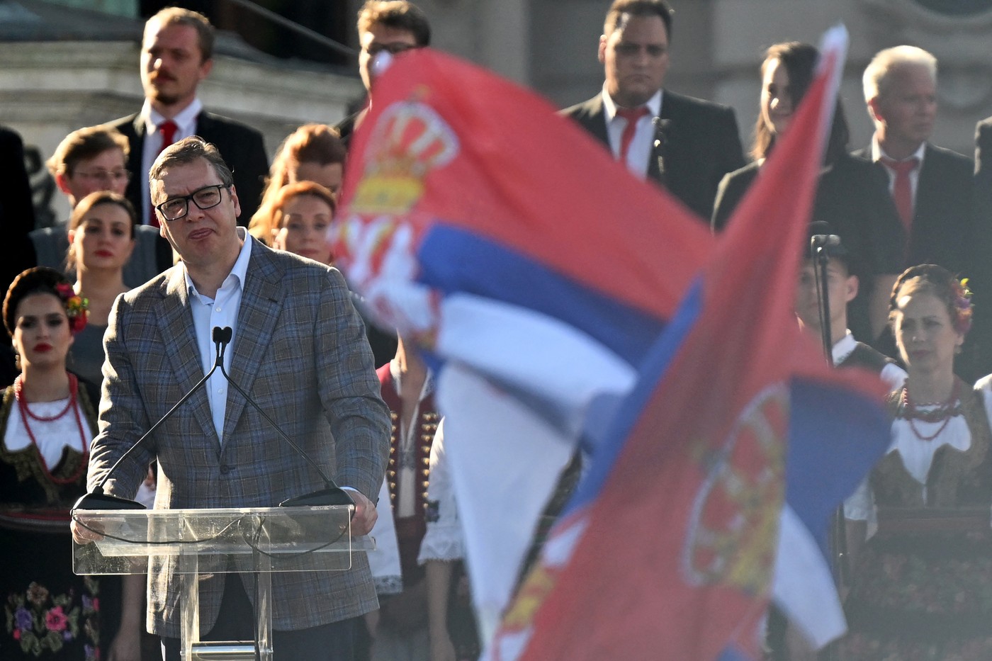 Vsesrbski zbor, Milorad Dodik, Aleksandar Vučić