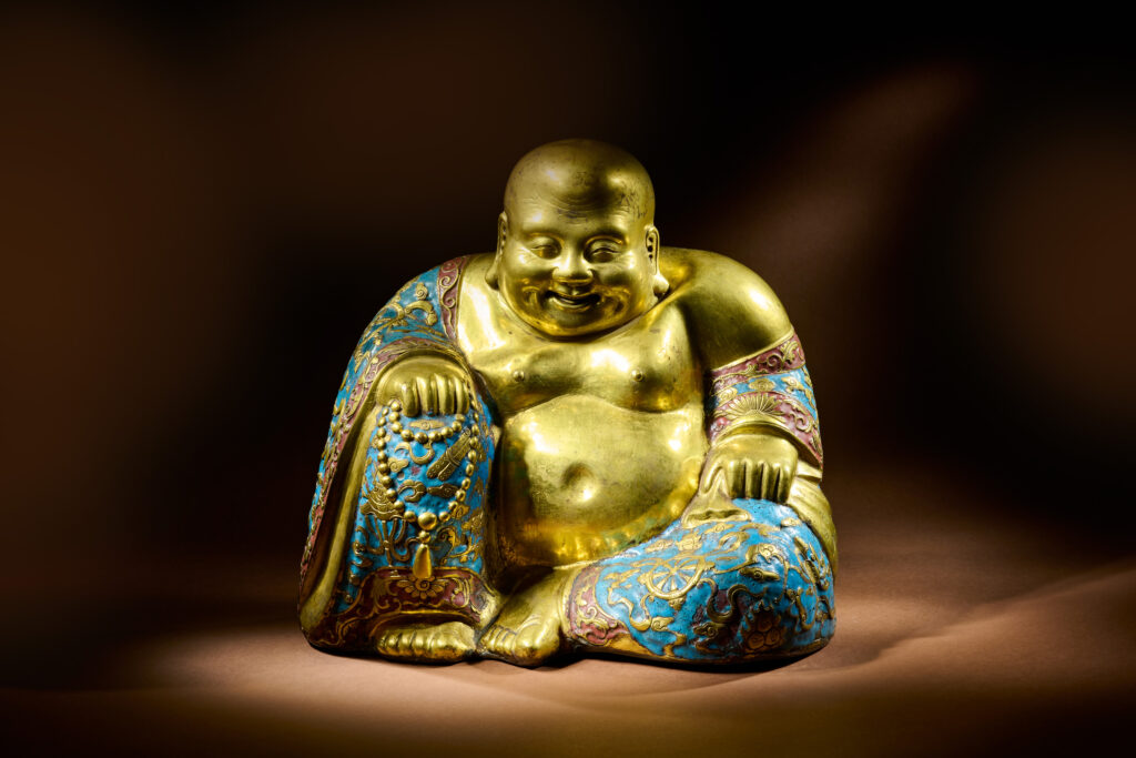1718262418-2-Kipec-Smejocega-se-buda_dinastija-Qing_19.-stol_FOTO-Tomo-Jesenicnik-1024x683.jpg