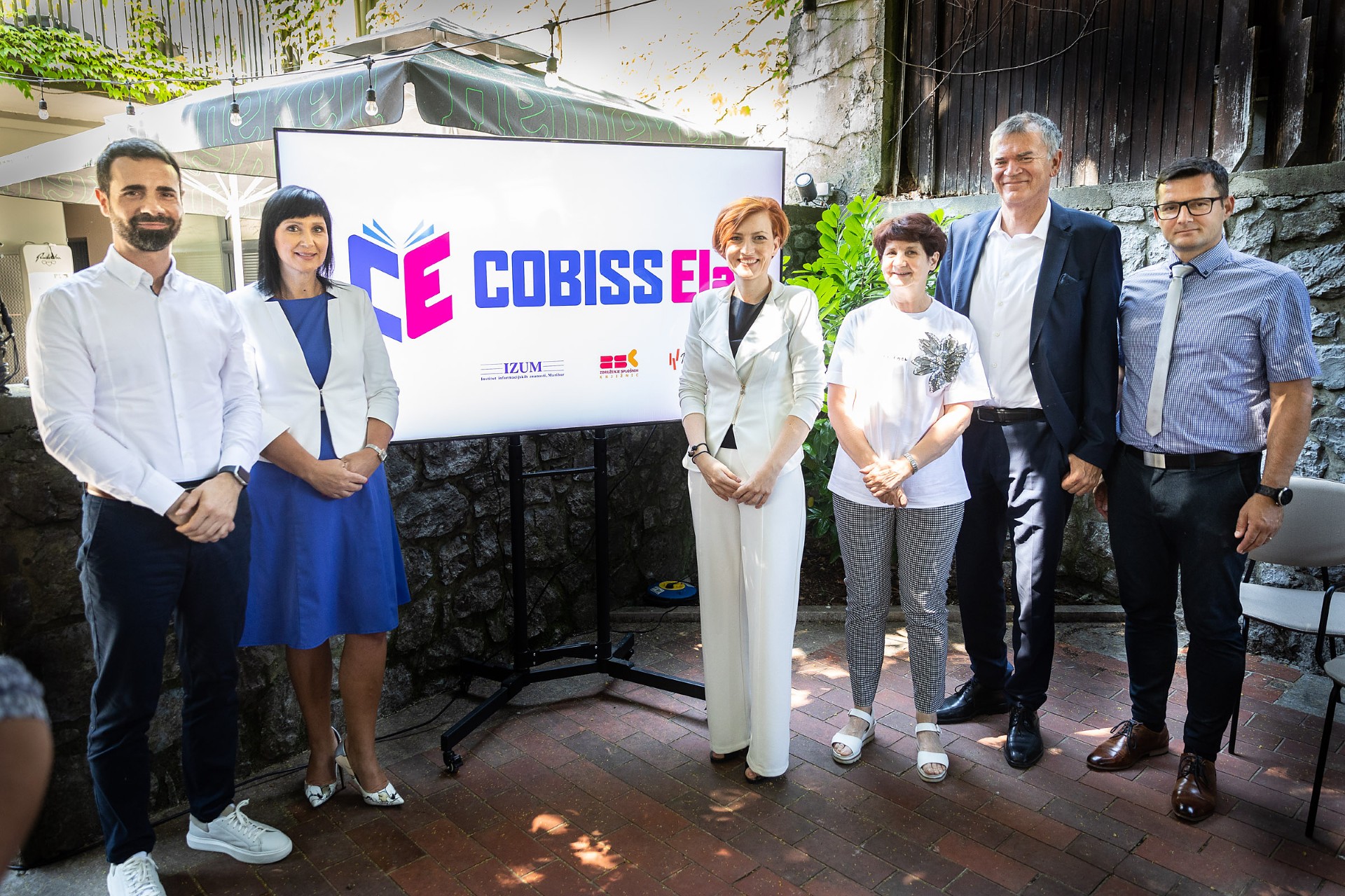 Predstavitev prve javne platforme za izposojo e-knjig