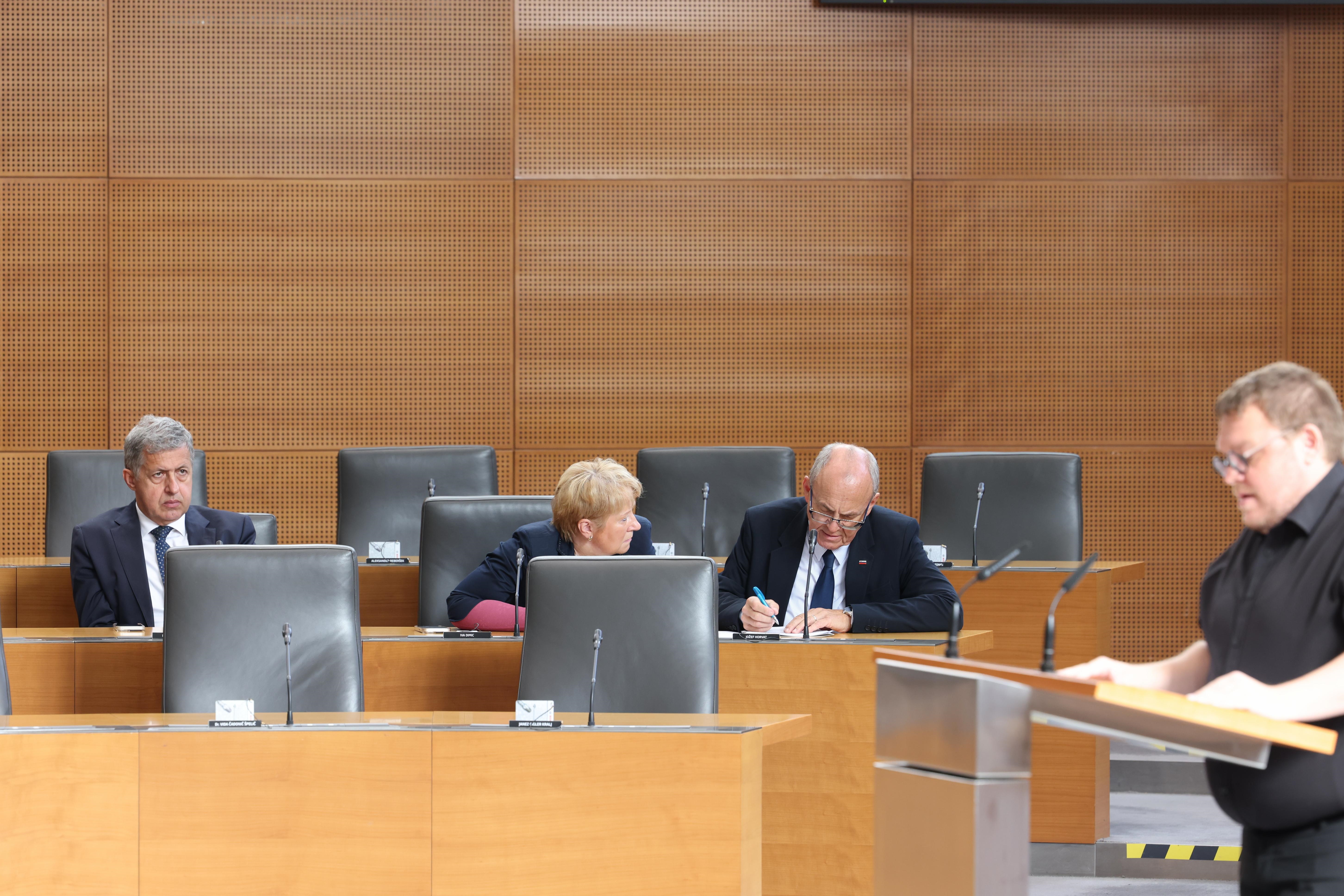 poslanci, državni zbor, Simon Maljevac