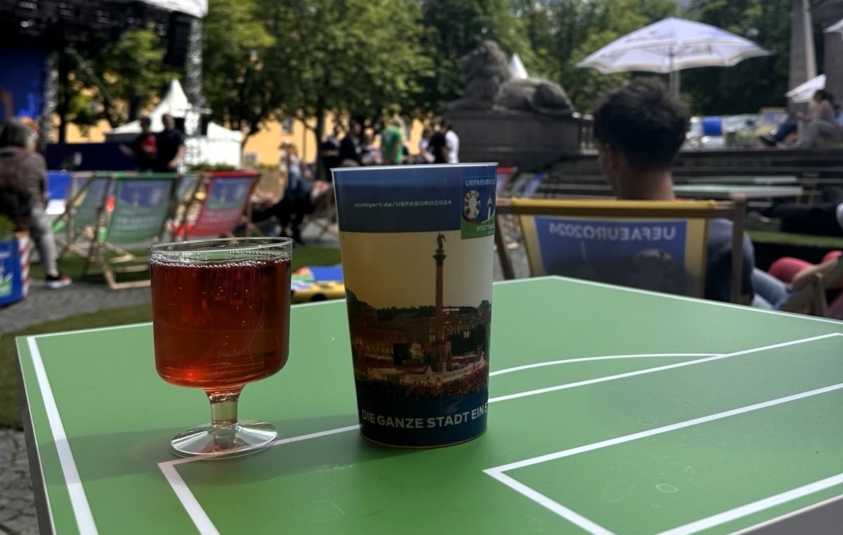 navijaška cona, pivo, vino