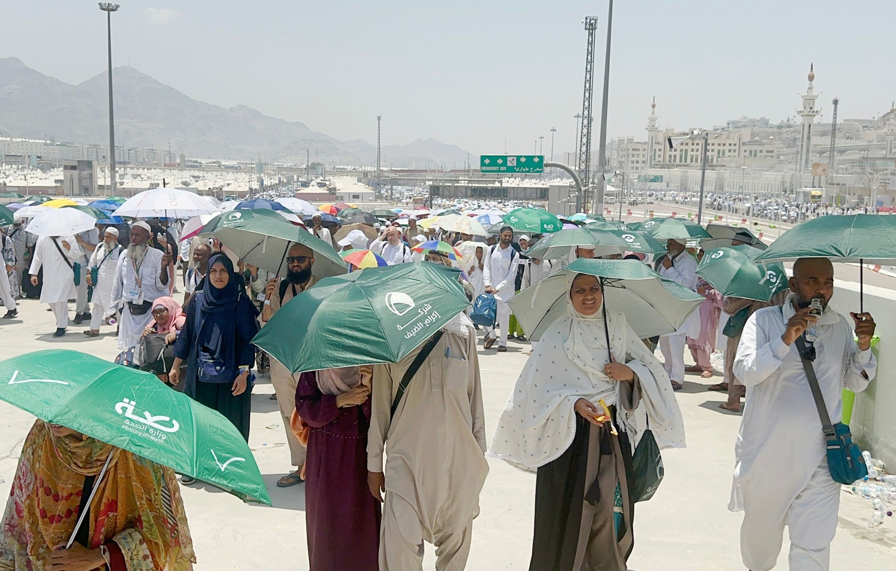 hadž, romanje muslimanov v Meko, vročina, savdska arabija