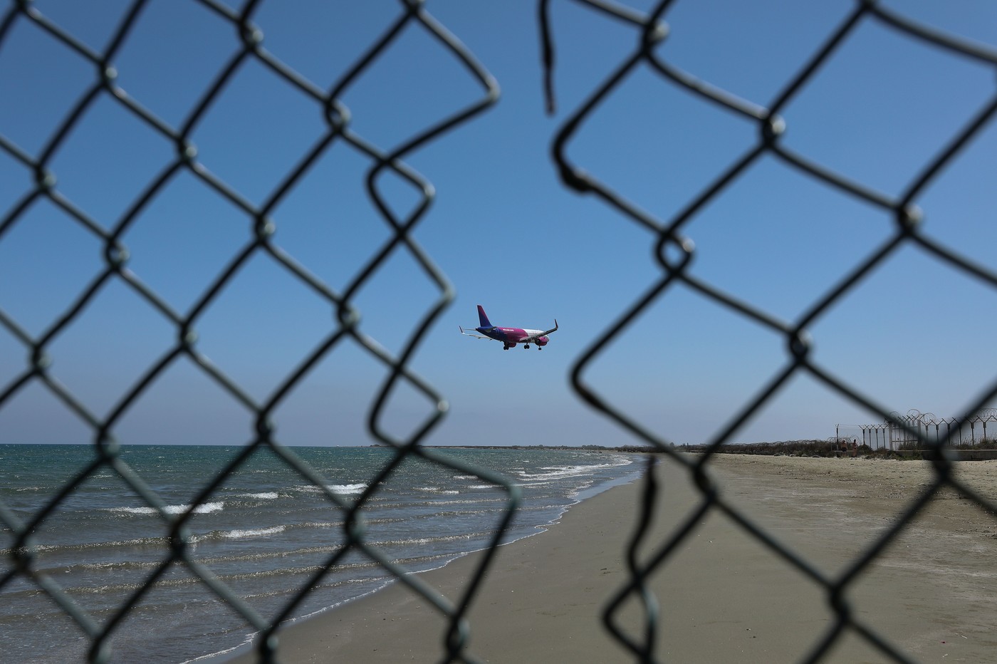 ciper, ograja, letalo