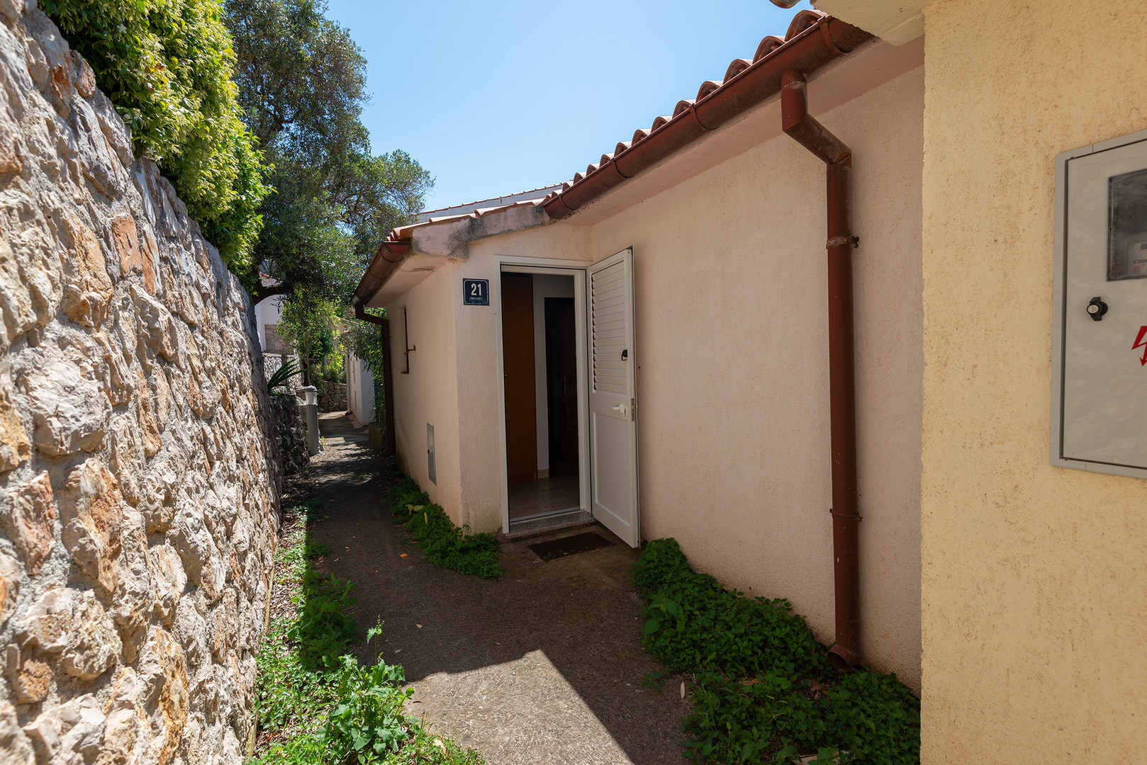 Cres, hiška 21, dražba