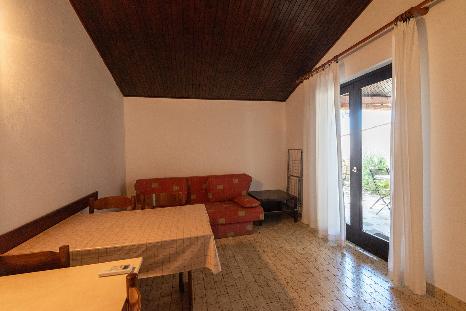 Cres, hiška 21, dražba