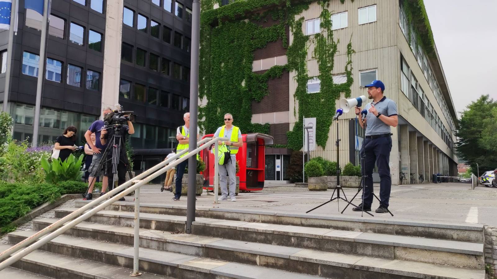 Protestni shod delavcev Darsa (Foto: N1)