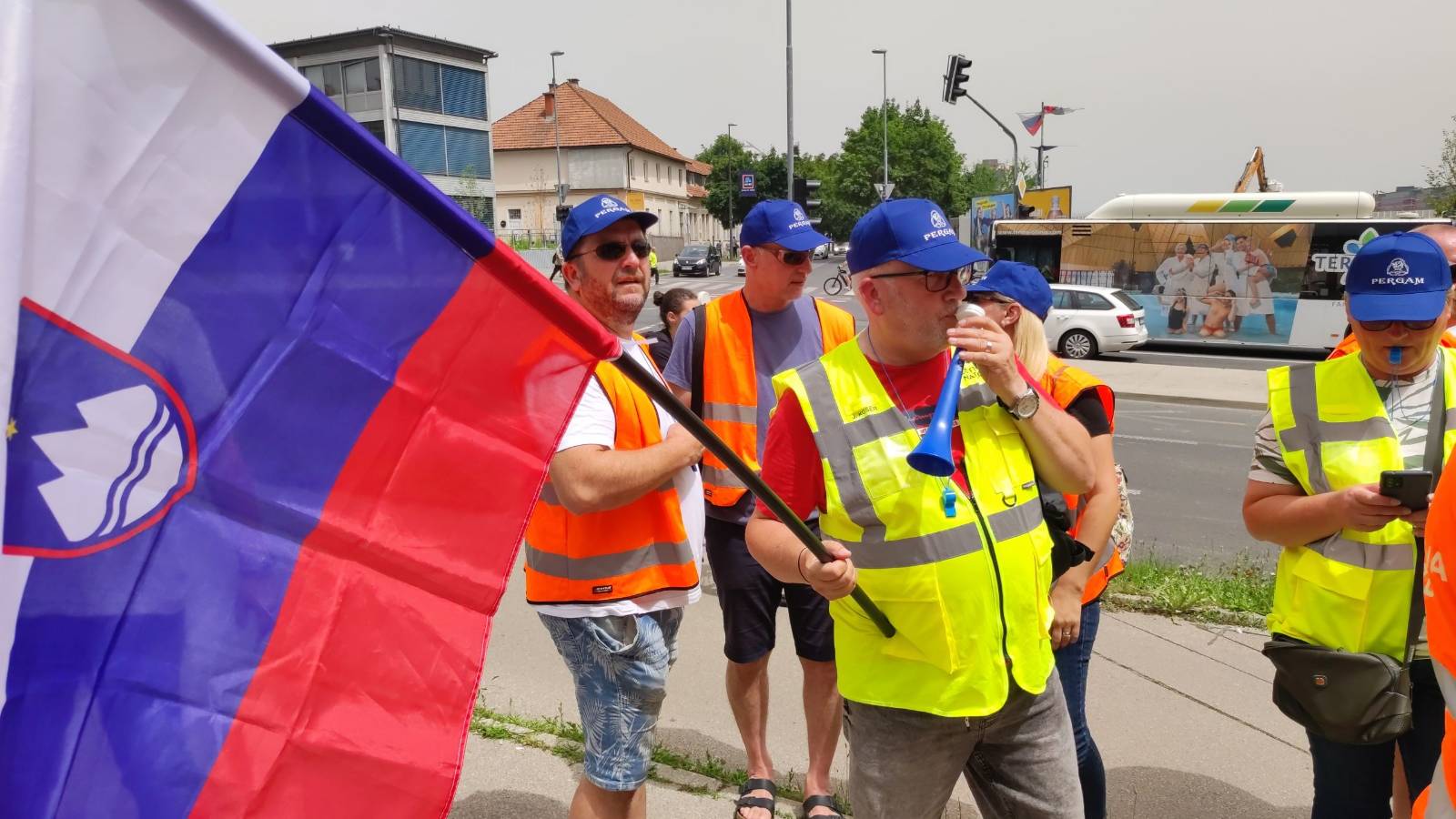 Protestni shod delavcev Darsa