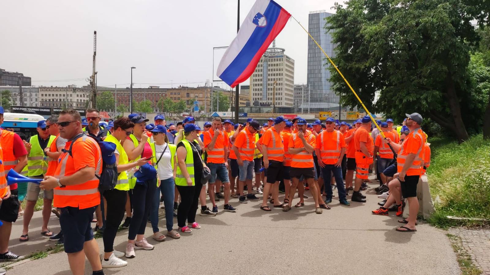 Protestni shod delavcev Darsa