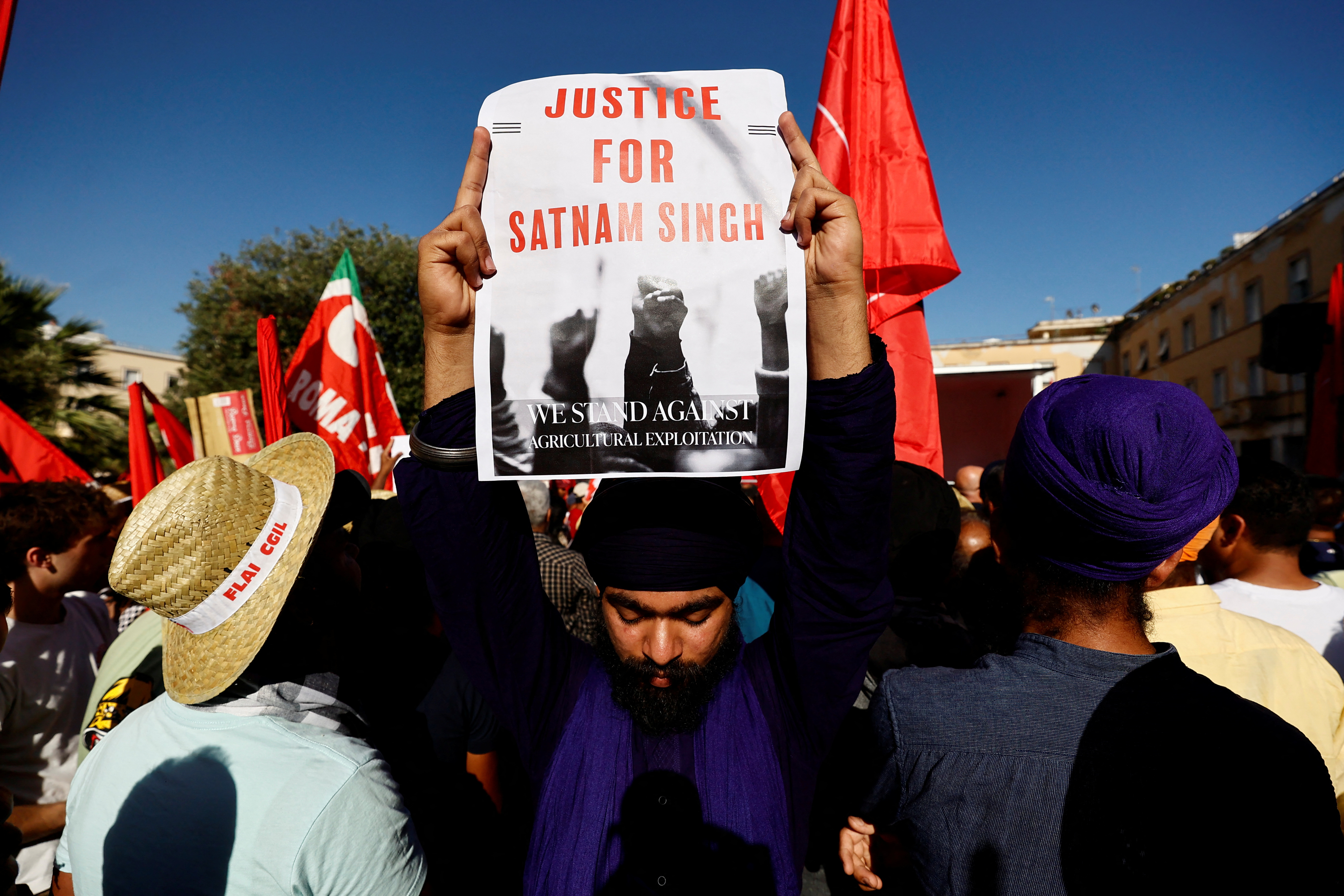 Italija, Satnam Singh, smrt. indijski delavec, protest