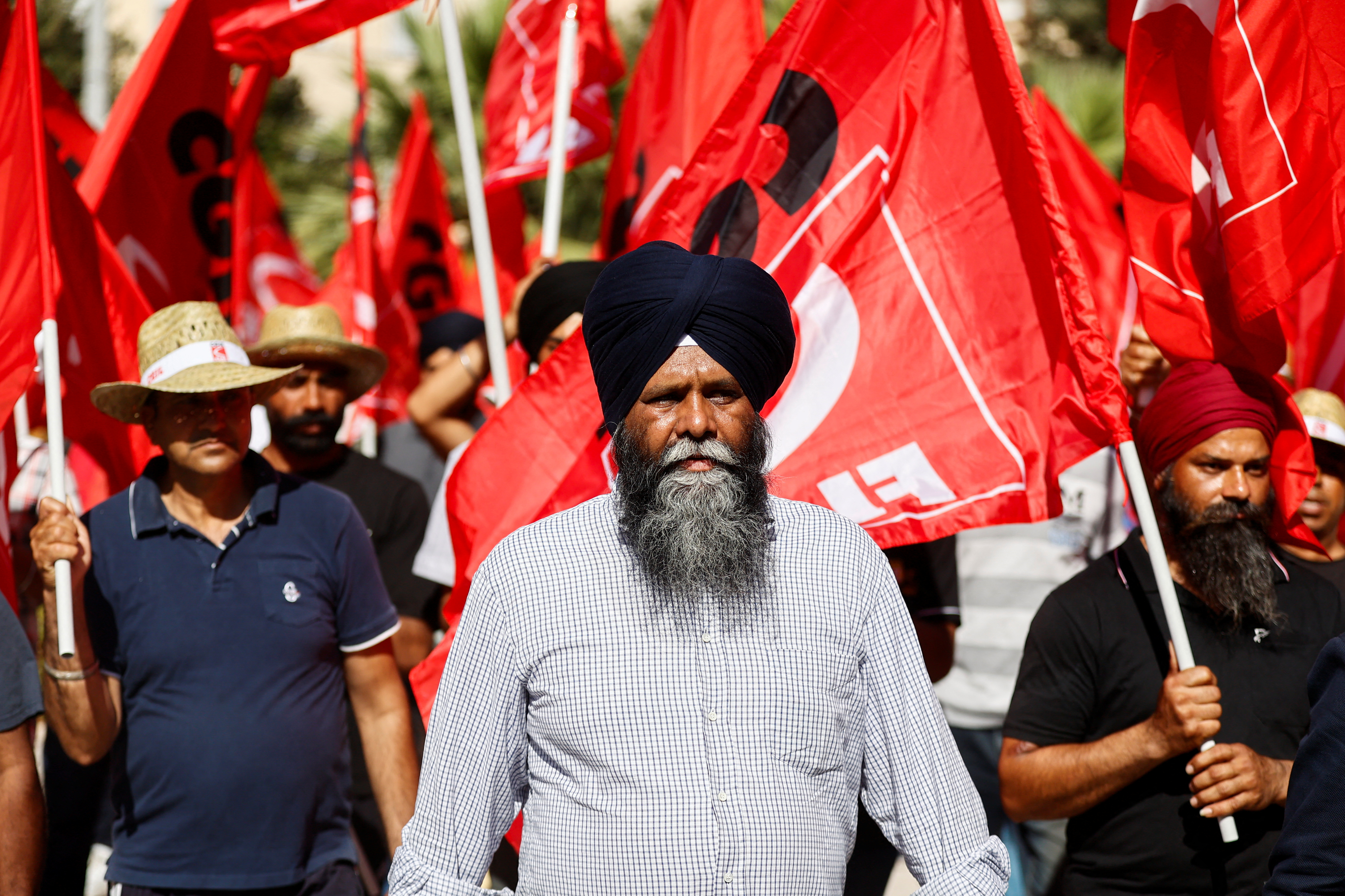 Italija, Satnam Singh, smrt. indijski delavec, protest