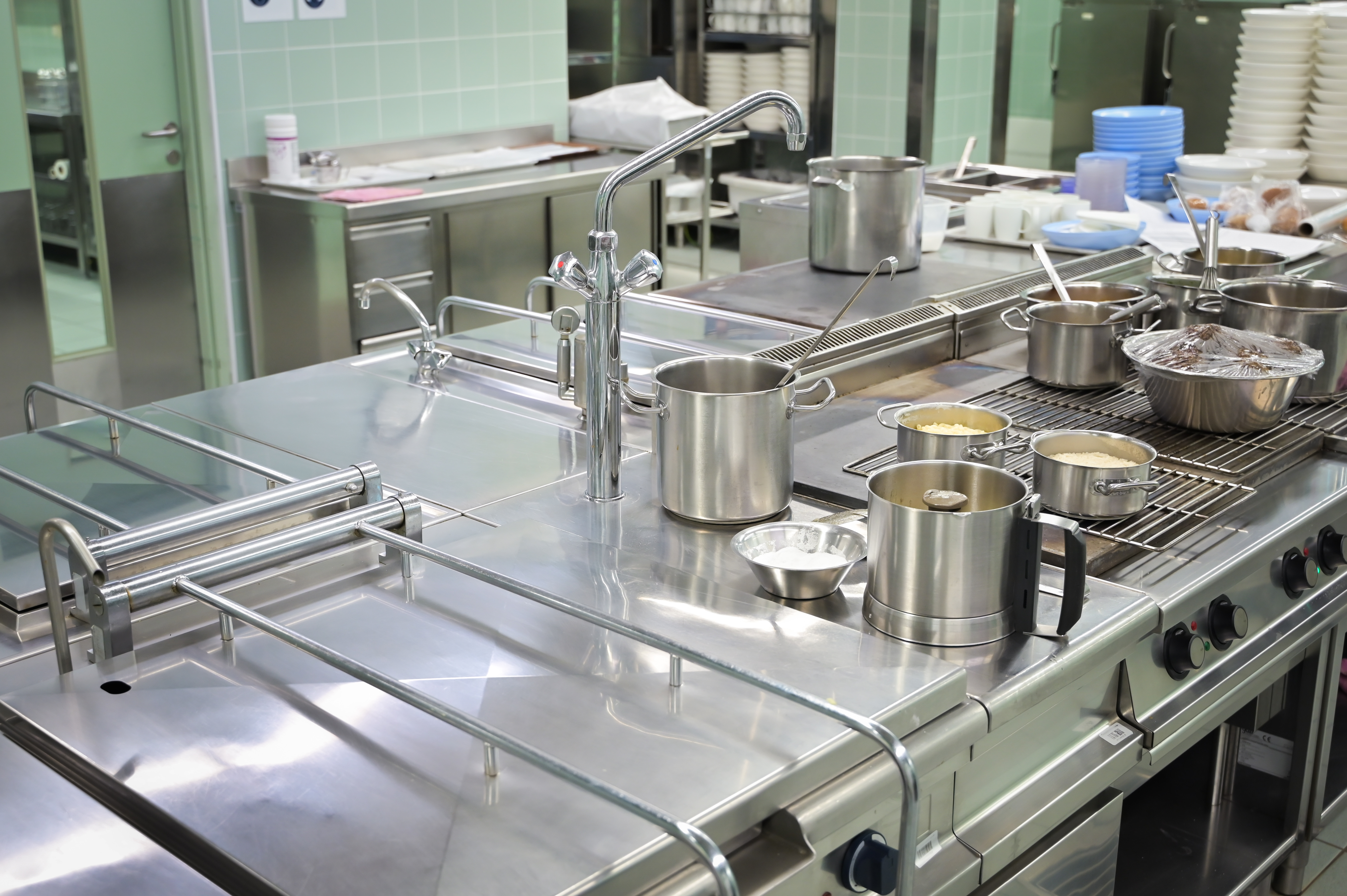 Kuhinja v pediatrični kliniki. (Foto: Jan Gregorc/N1)