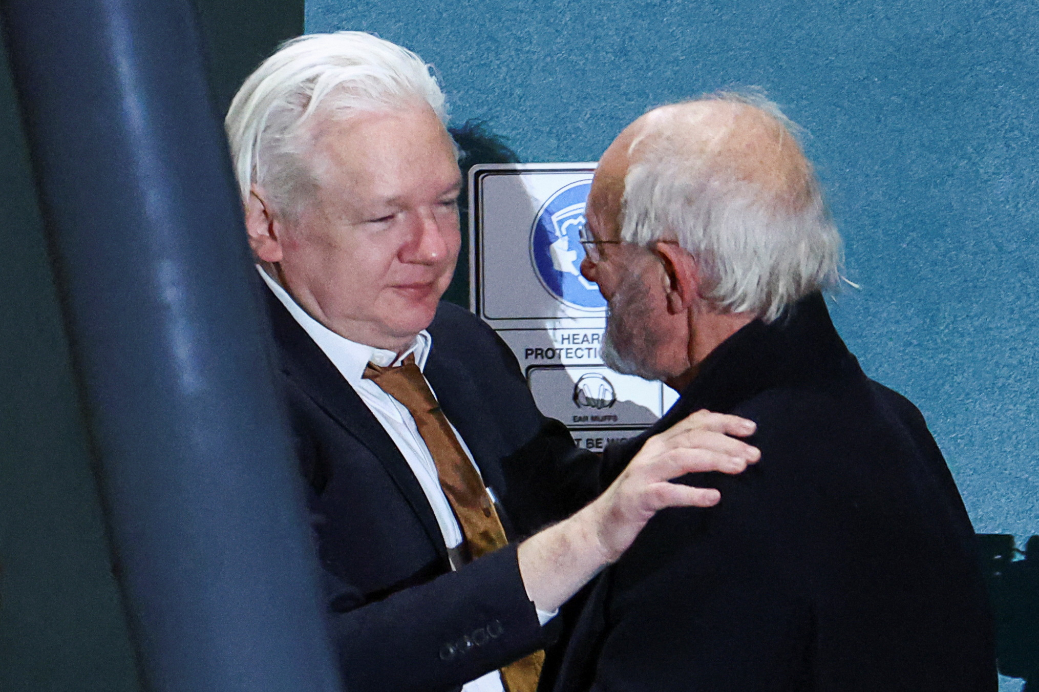 Julian Assange v Avstraliji (Foto: REUTERS/Edgar Su)