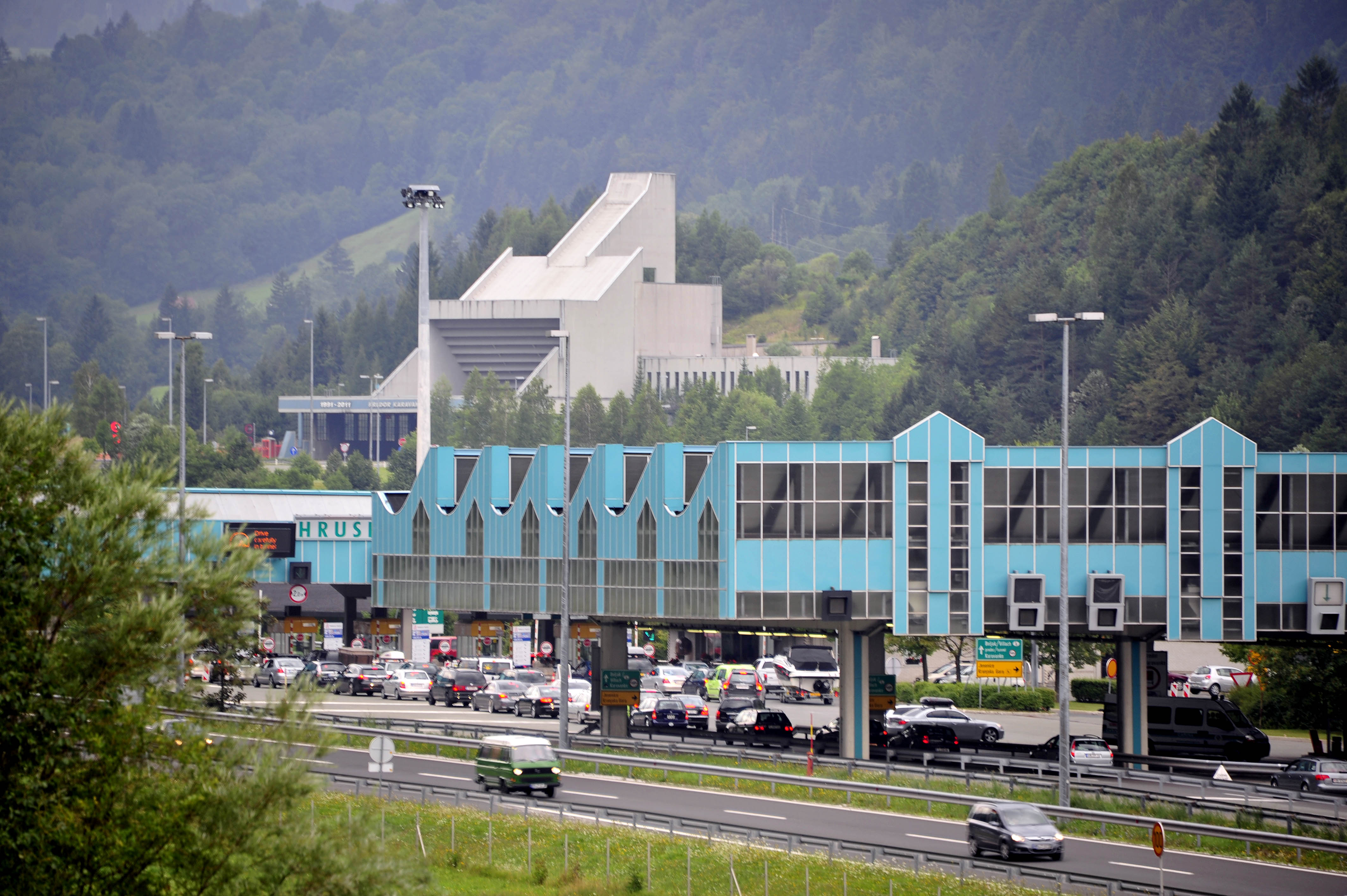 karavanke, podražitev