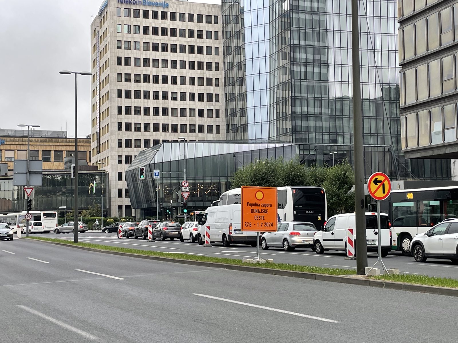 Zastoji zaradi zapore na Dunajski (Foto: N1)