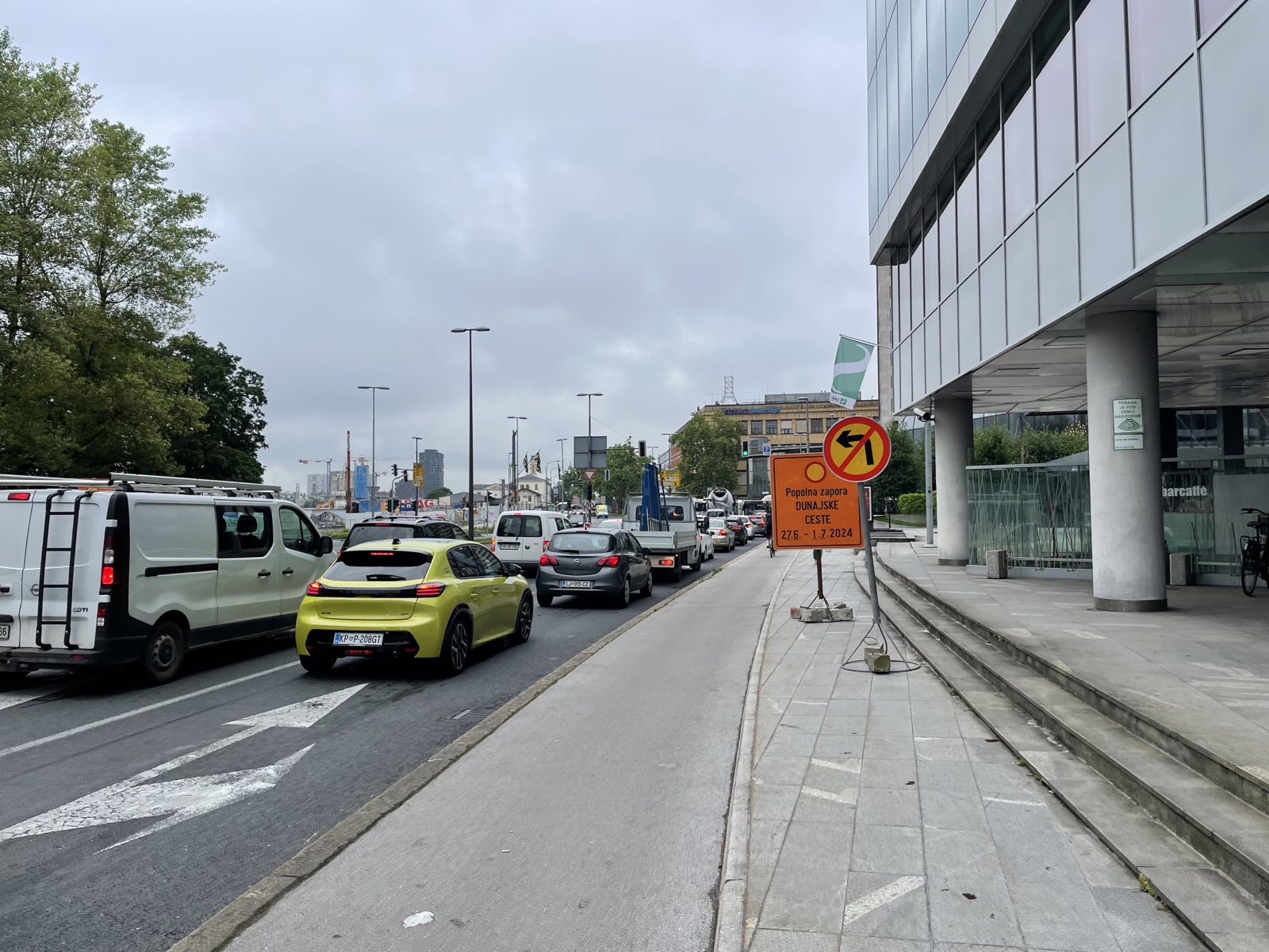 Zastoji zaradi zapore na Dunajski (Foto: N1)