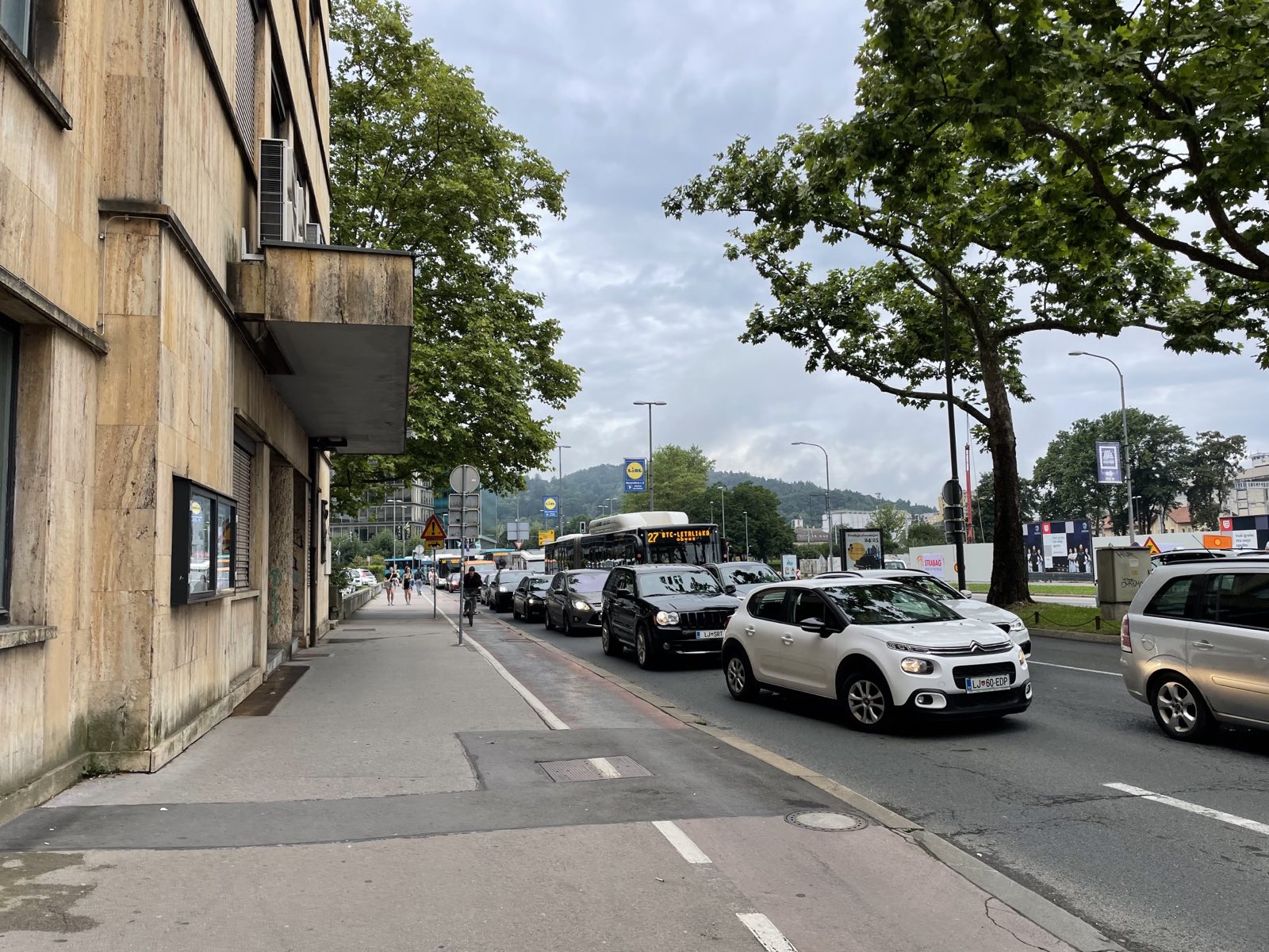 Zastoji zaradi zapore na Dunajski (Foto: N1)