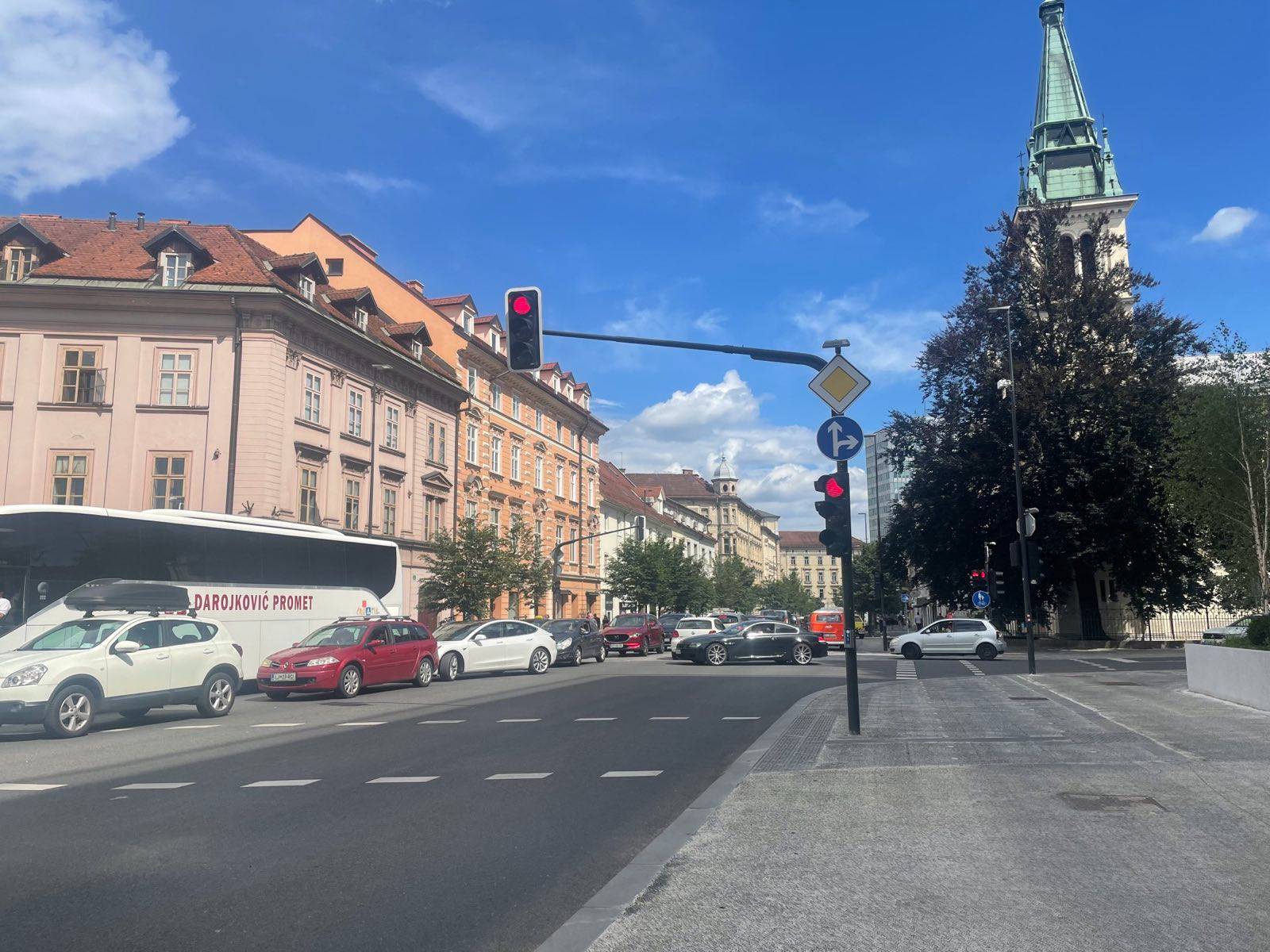 promet, ljubljana, gneča, zastoji, zastoj, prometni kaos