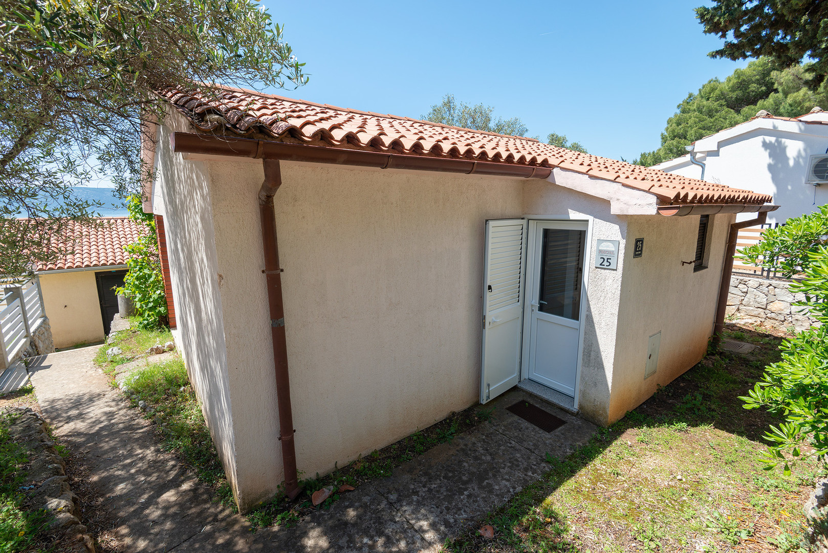 Počitniška hiška, Cres, dražba