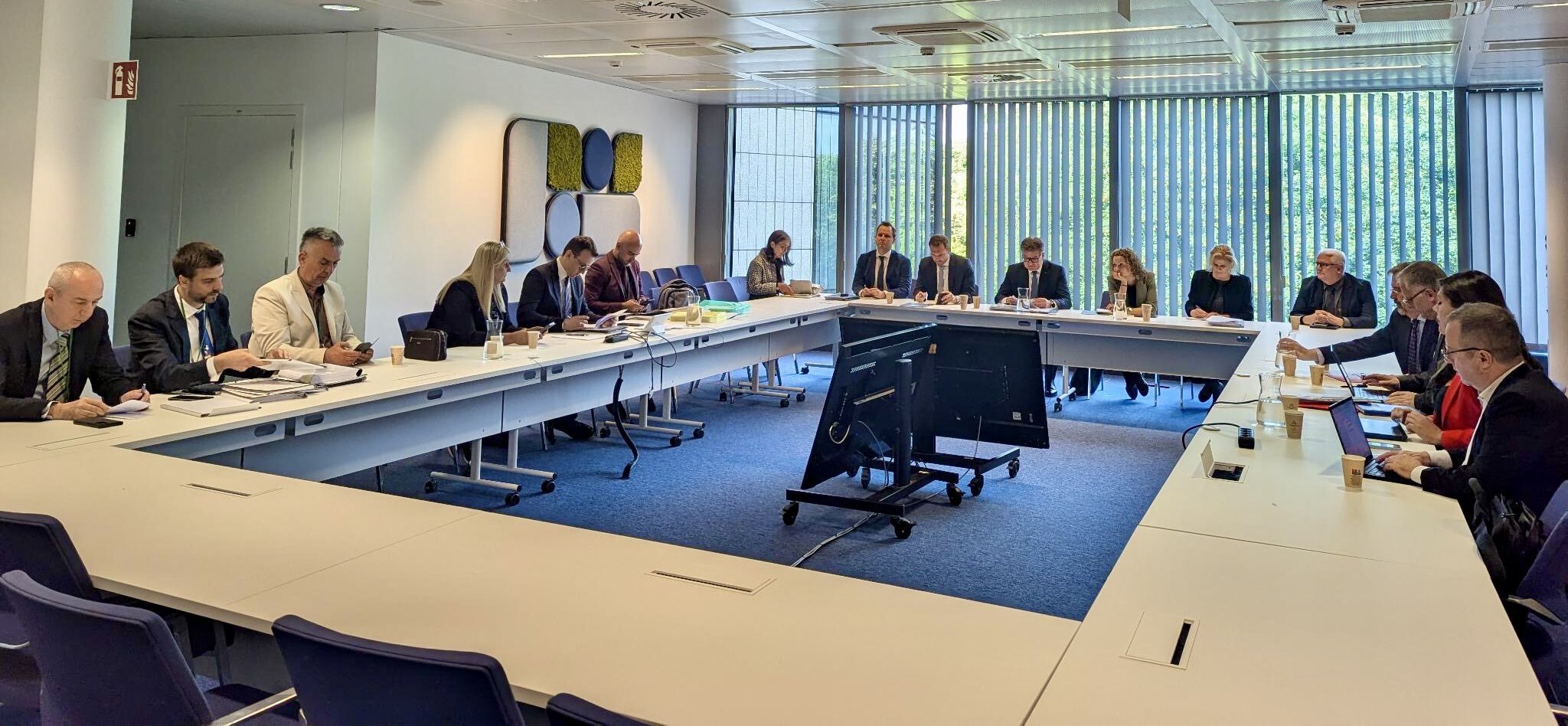 pogajanja med Srbijo in Kosovim