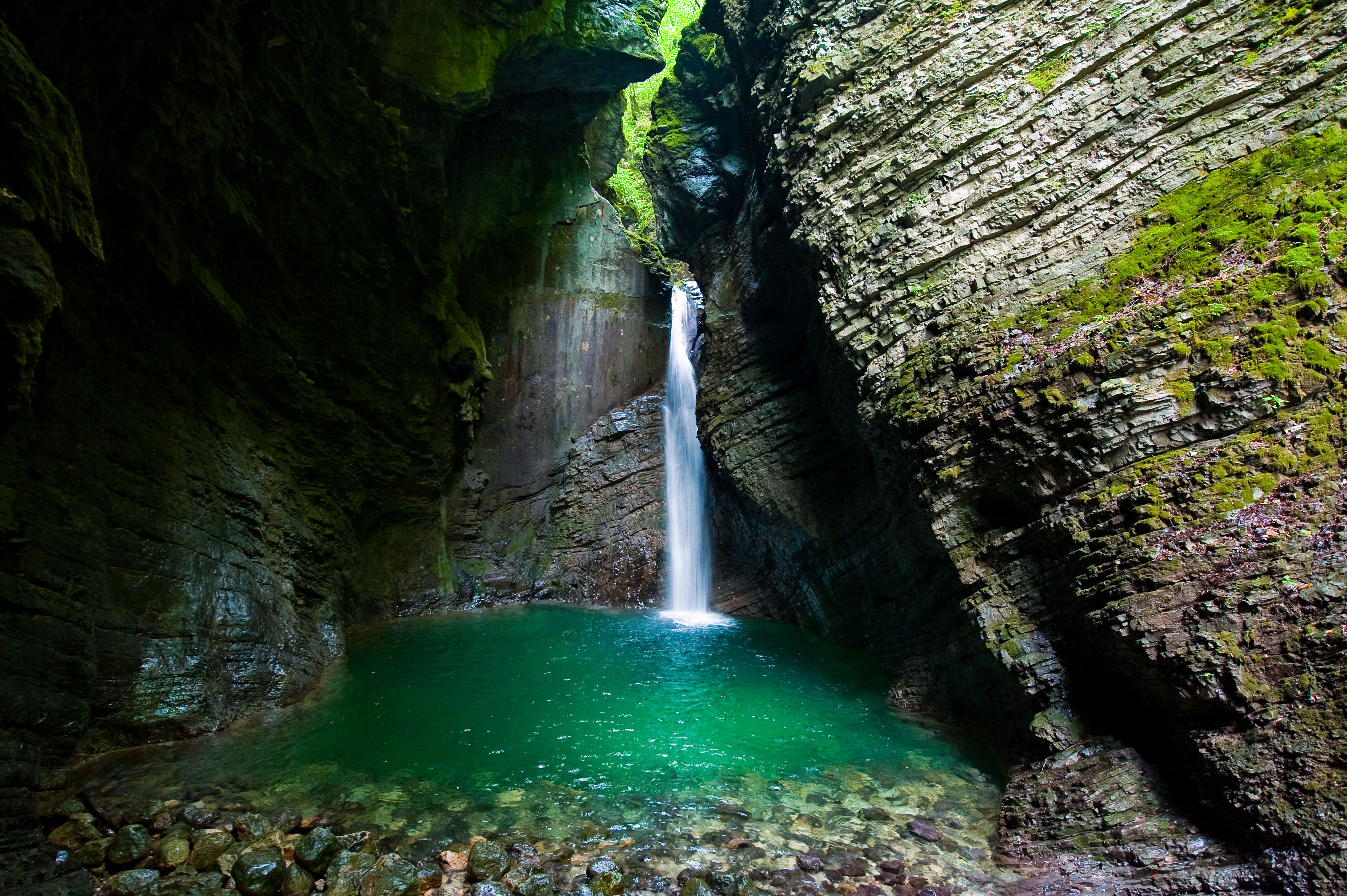 SOTESKA SLAP KOZJAK POTOCEK NARAVA GOZD