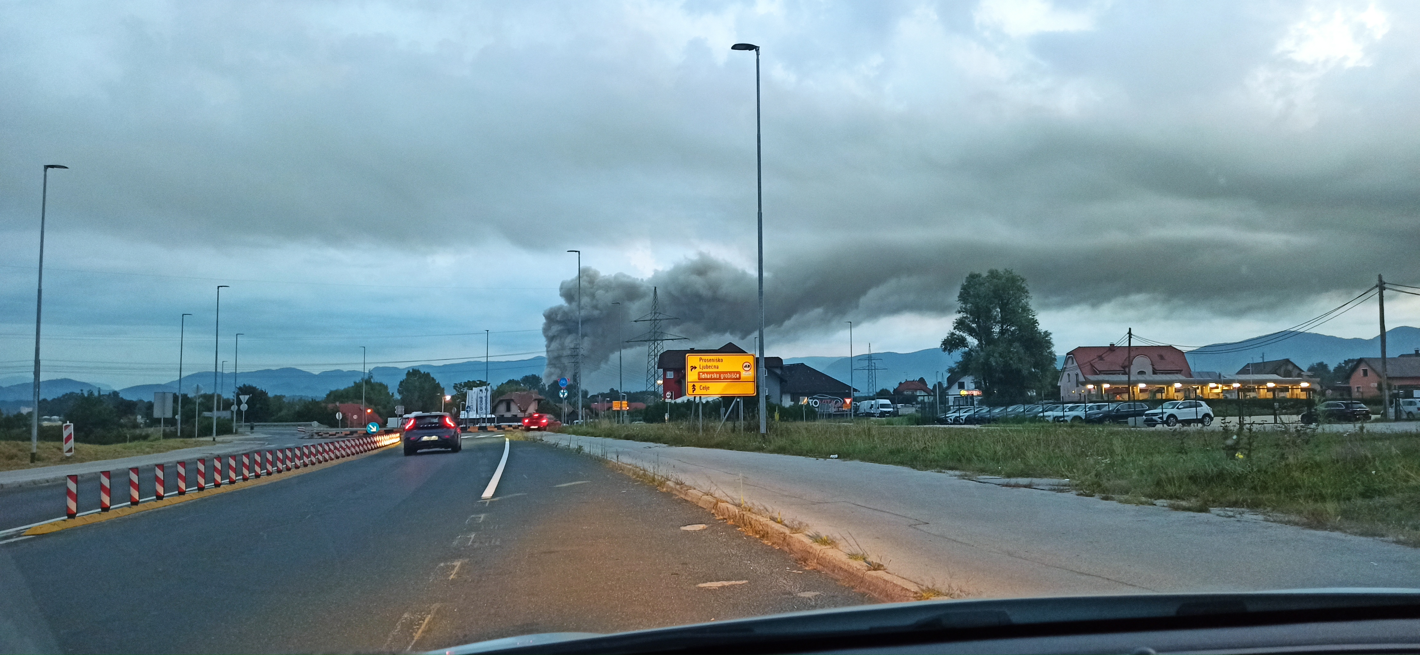 Center za zbiranje odpadkov Dinos, požar, celje