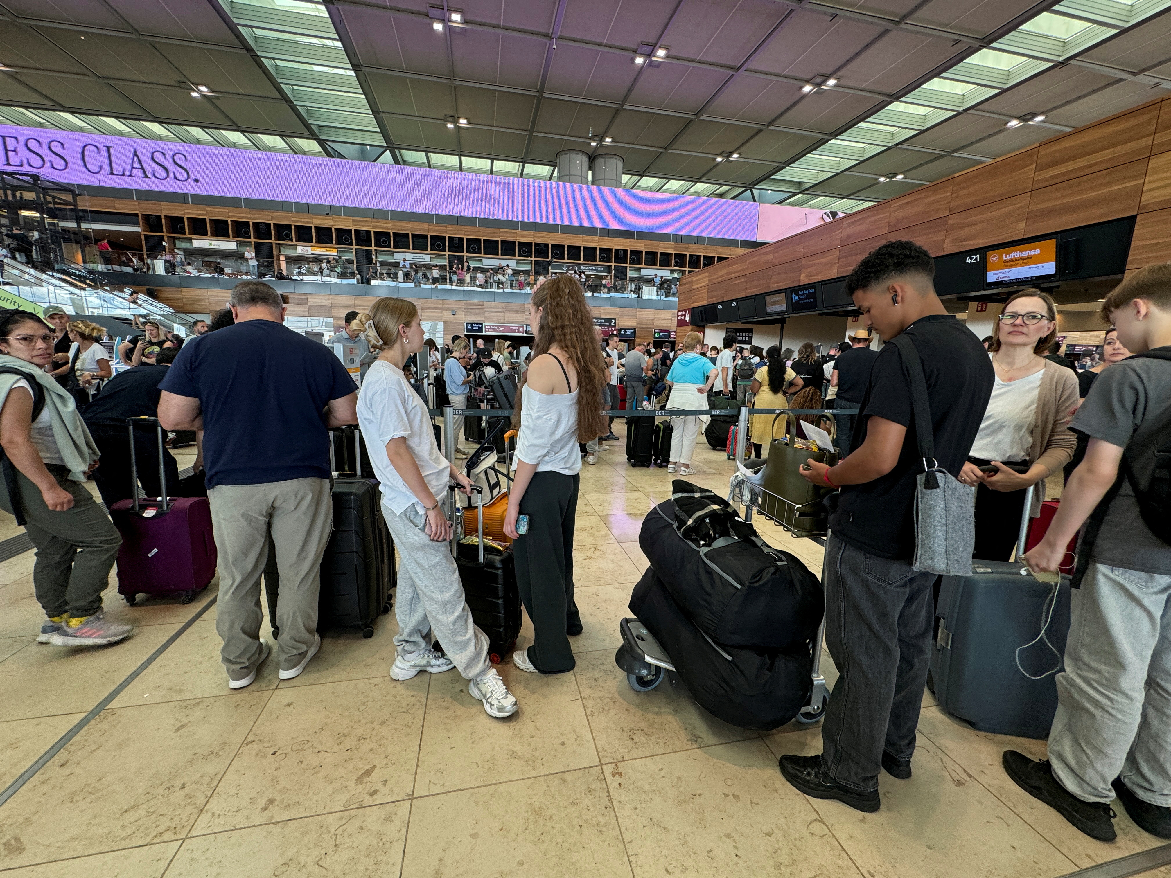 letališče berlin, kibernetični izpad