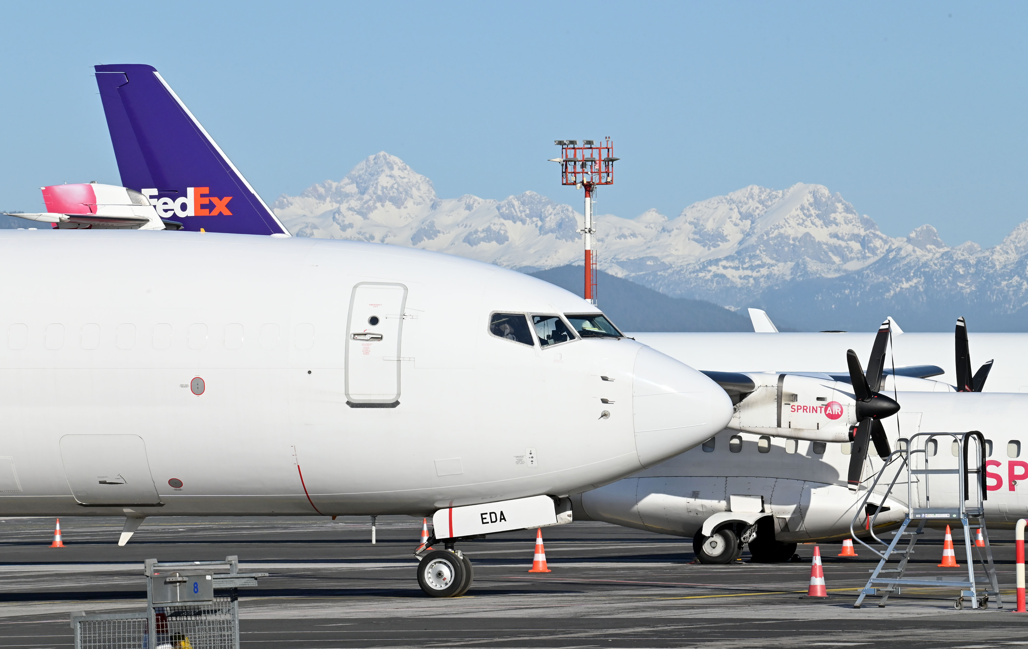 letališče brnik, jožeta pučnika