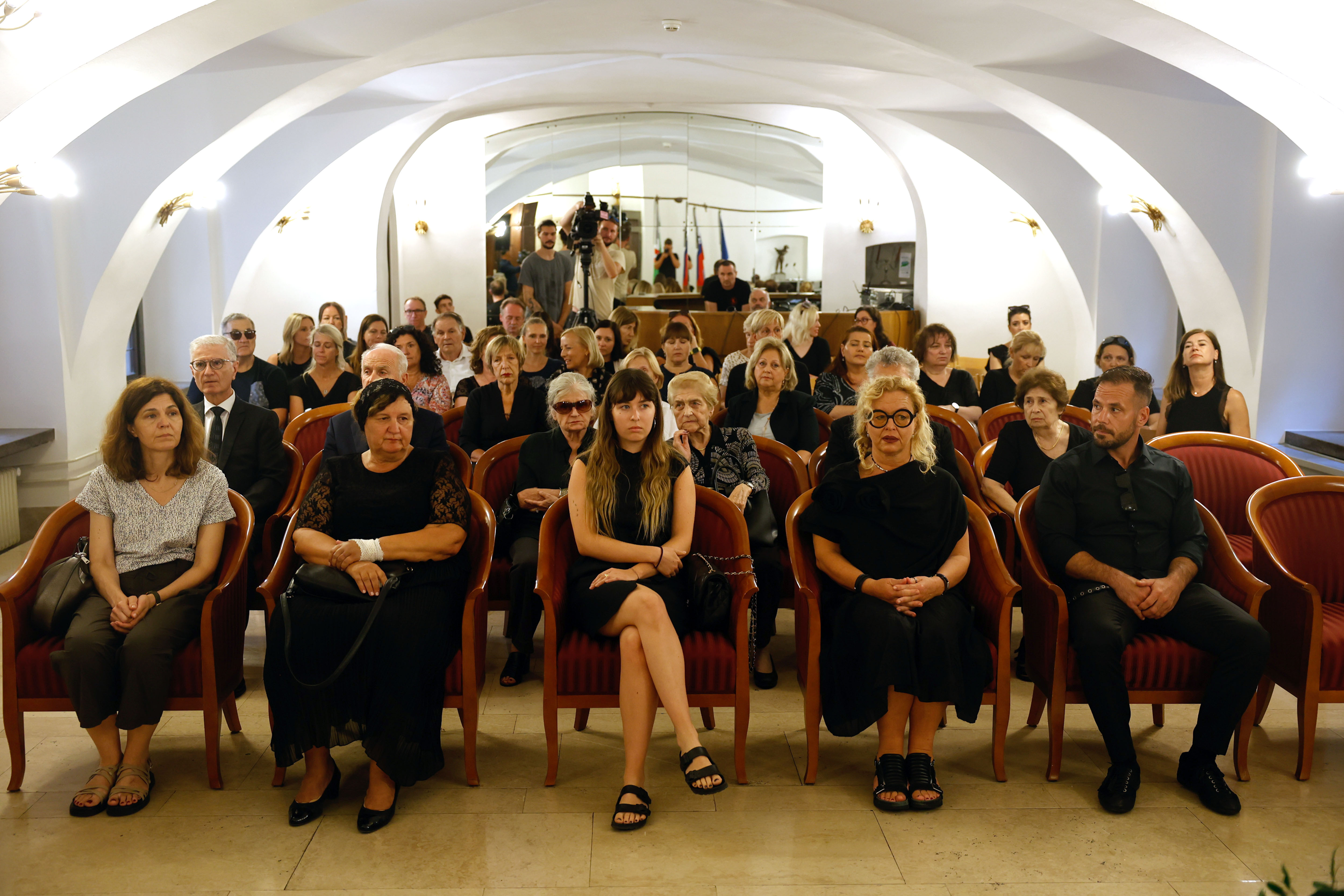 žalna seja, zoran janković, anita ogulin, mol
