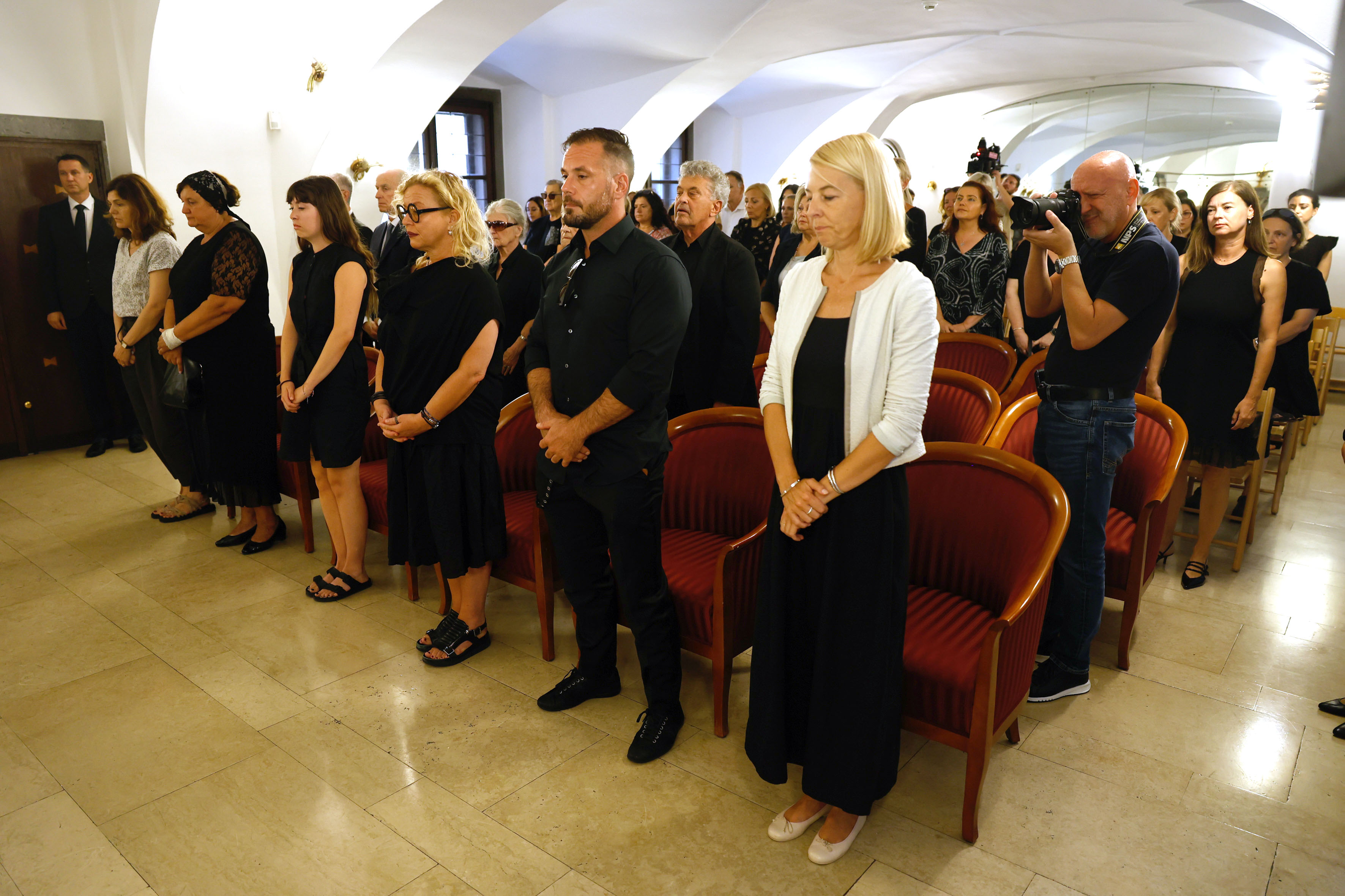 žalna seja, zoran janković, anita ogulin, mol