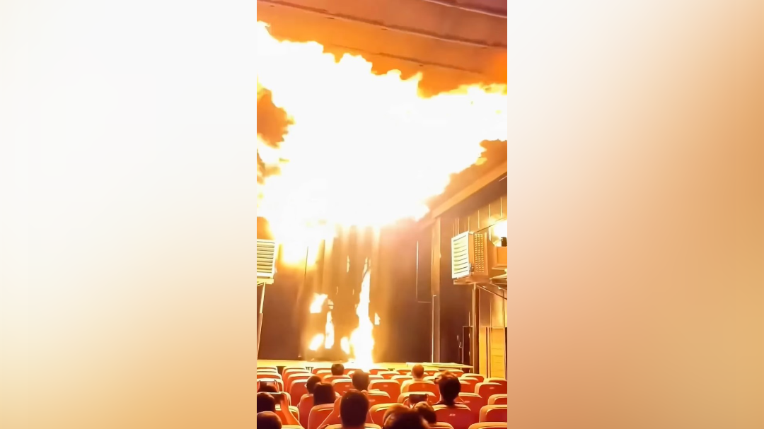5D kino, cinema, kinodvorana, požar, Kitajska