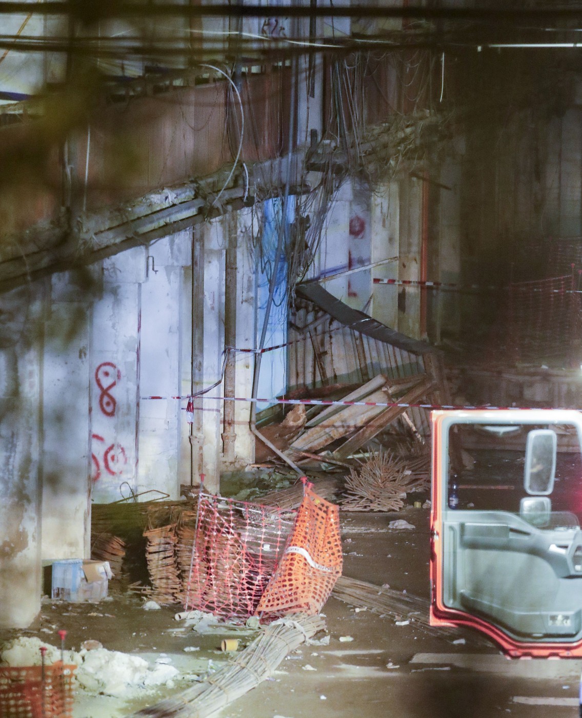 Neapelj, porušen blok