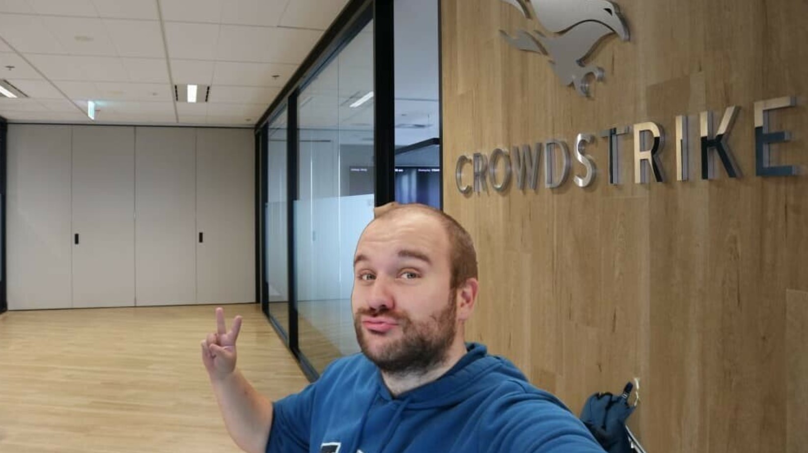 Vincent Flibustier, Twitter, X, lažna vest, CrowdStrike