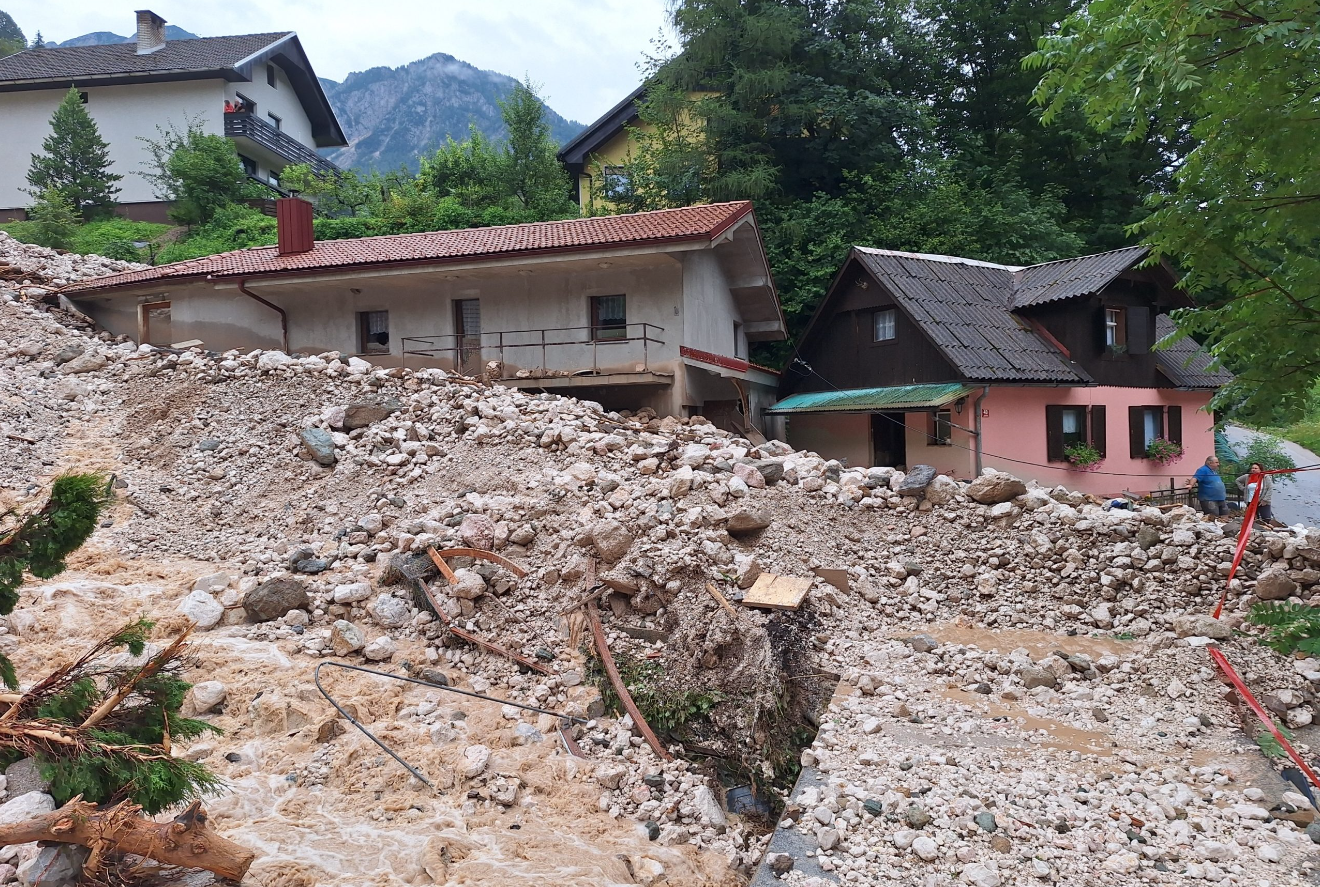 Posledice neurja v Kokri